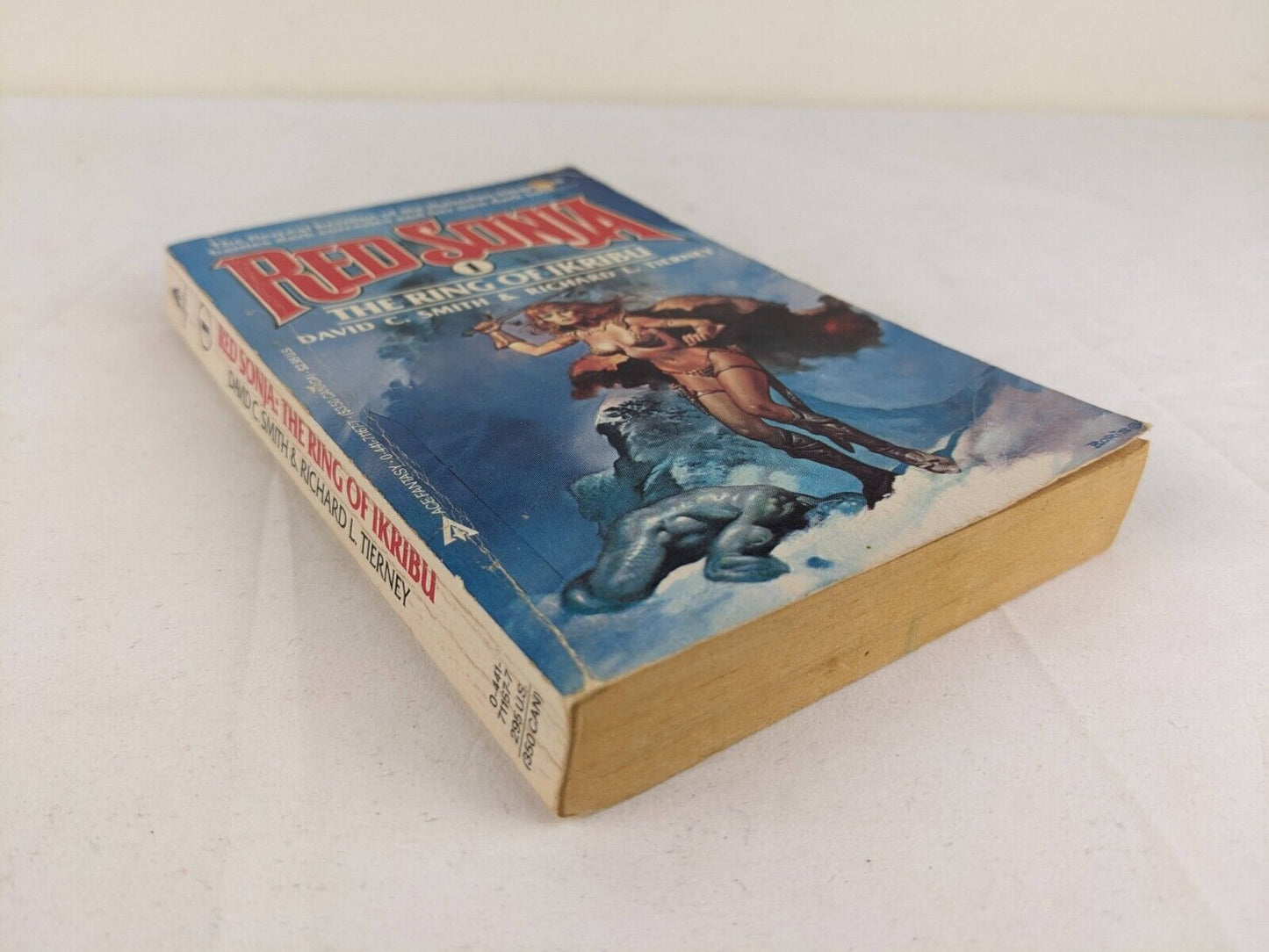 Red Sonja: The ring of Ikribu by David C. Smith & Richard K. Tierney 1985