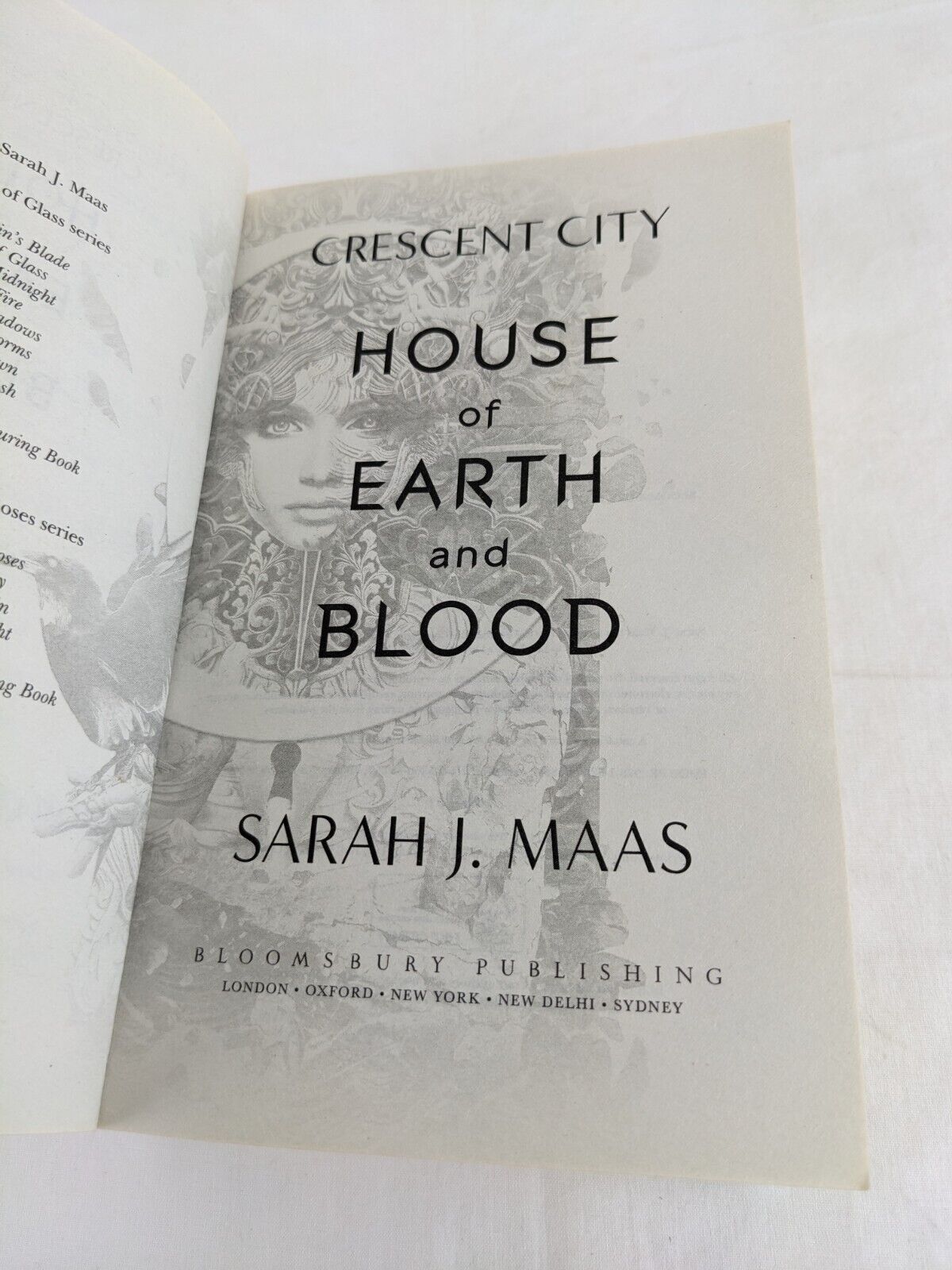 House Of Earth And Blood By Sarah J. Maas 2021 Crescent City