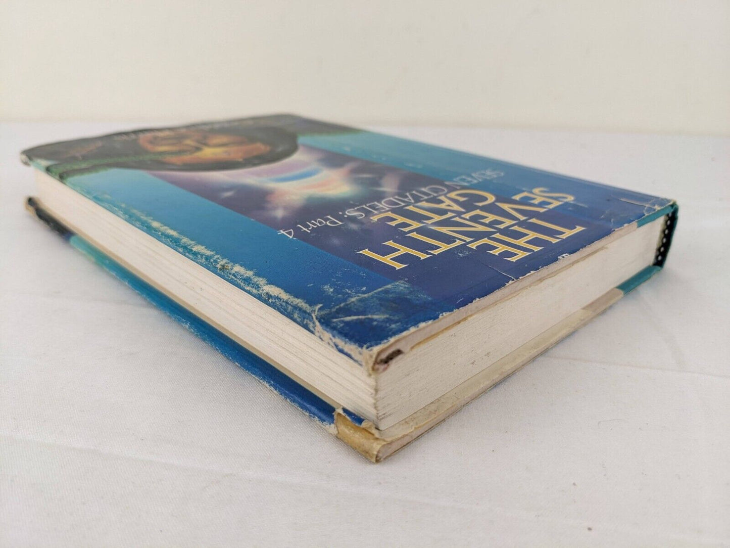 The seventh gate - Seven Citadels: Part 4 by Gerladine Harris hardcover 1984