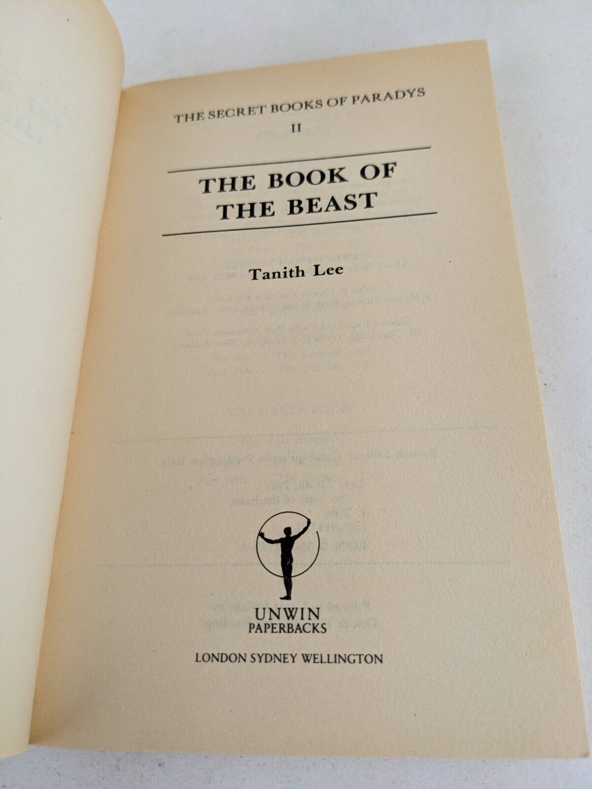 The book of the beast by Tanith Lee 1989 Secret books of Paradys