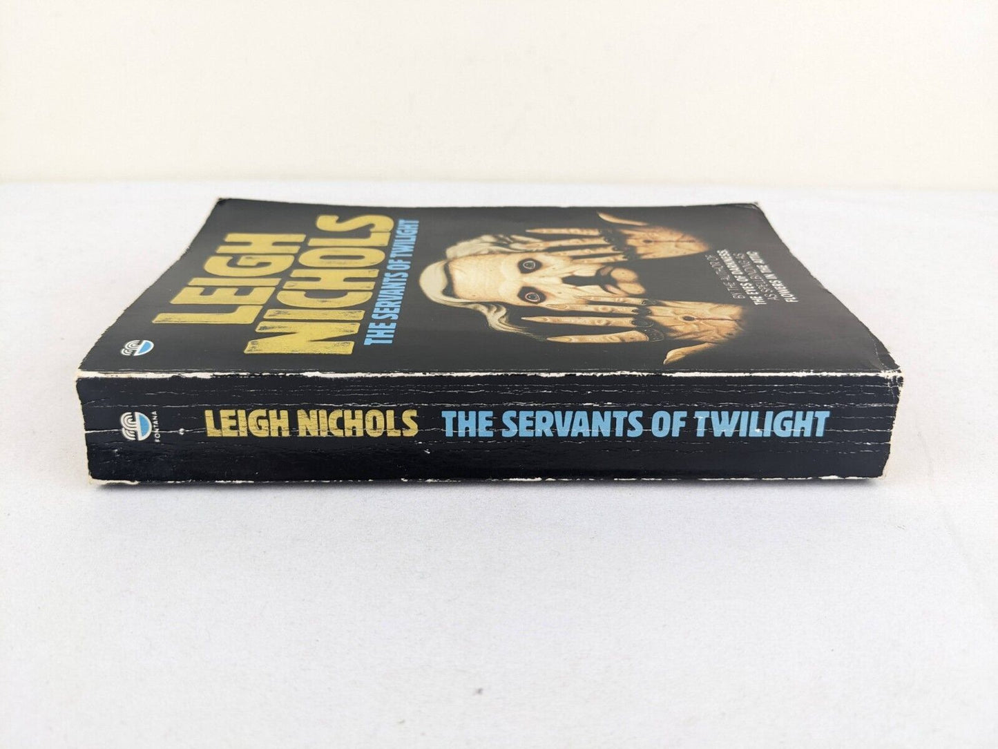 The servants of twilight by Leigh Nichols 1988 Fontana Horror