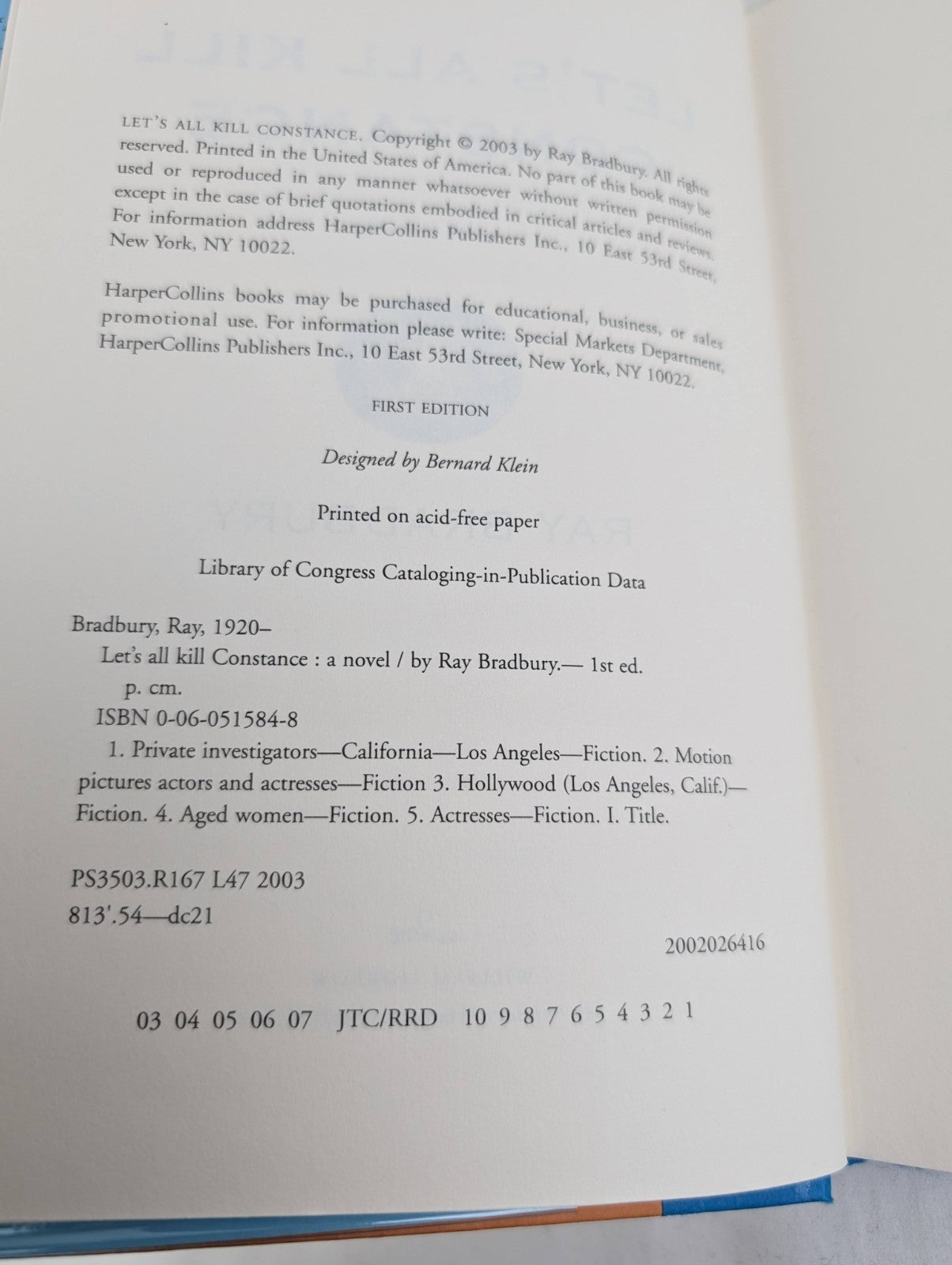 7627949