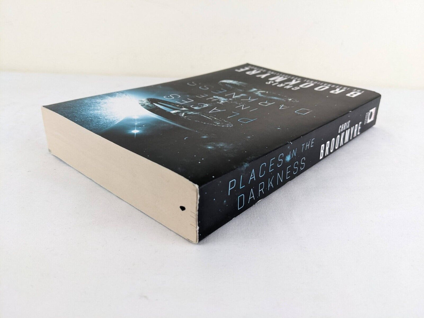 Places in the darkness by Chris Brookmyre 2017