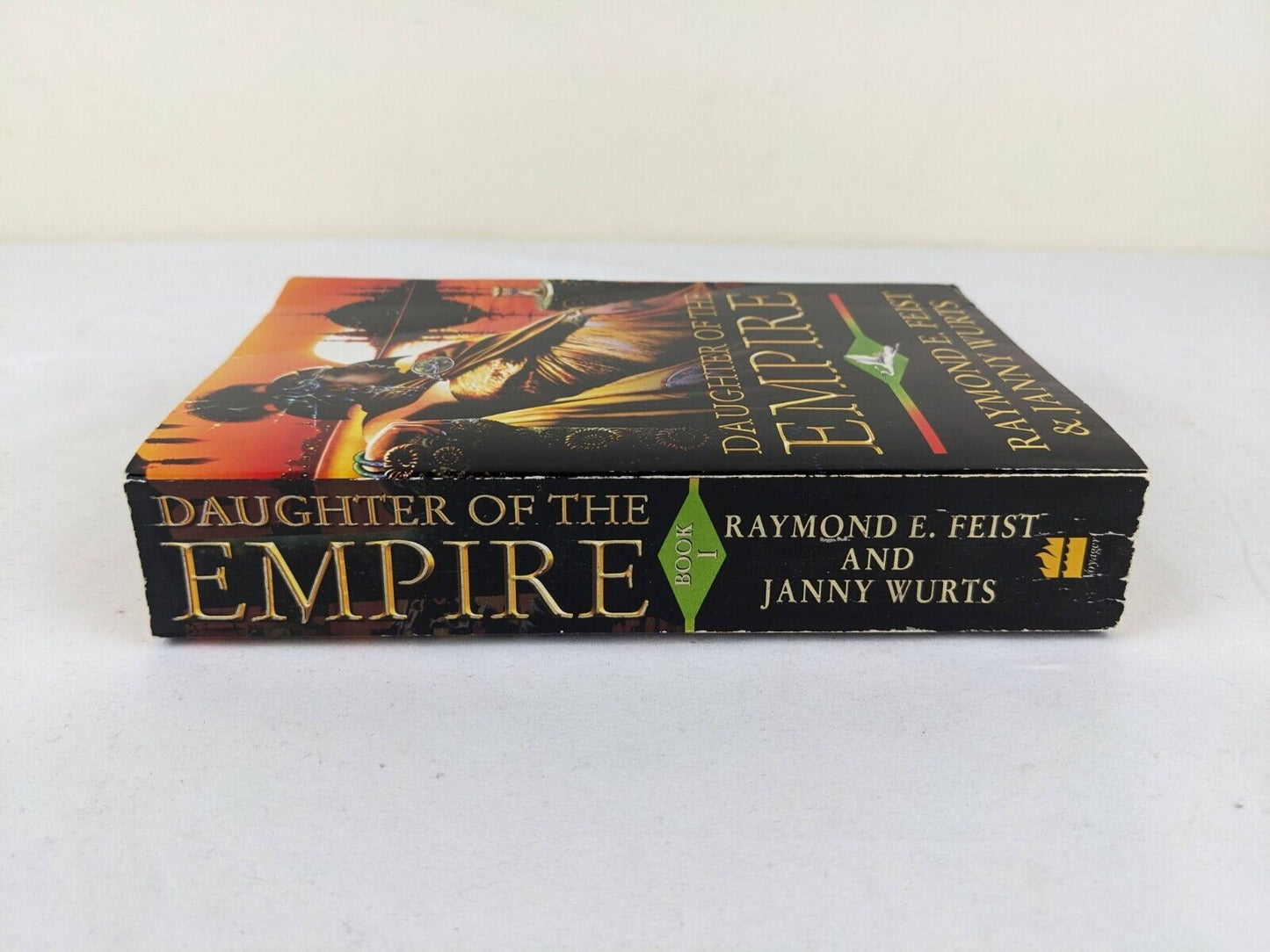 Daughter of the empire by Raymond Feist & Janny Wurts 1996