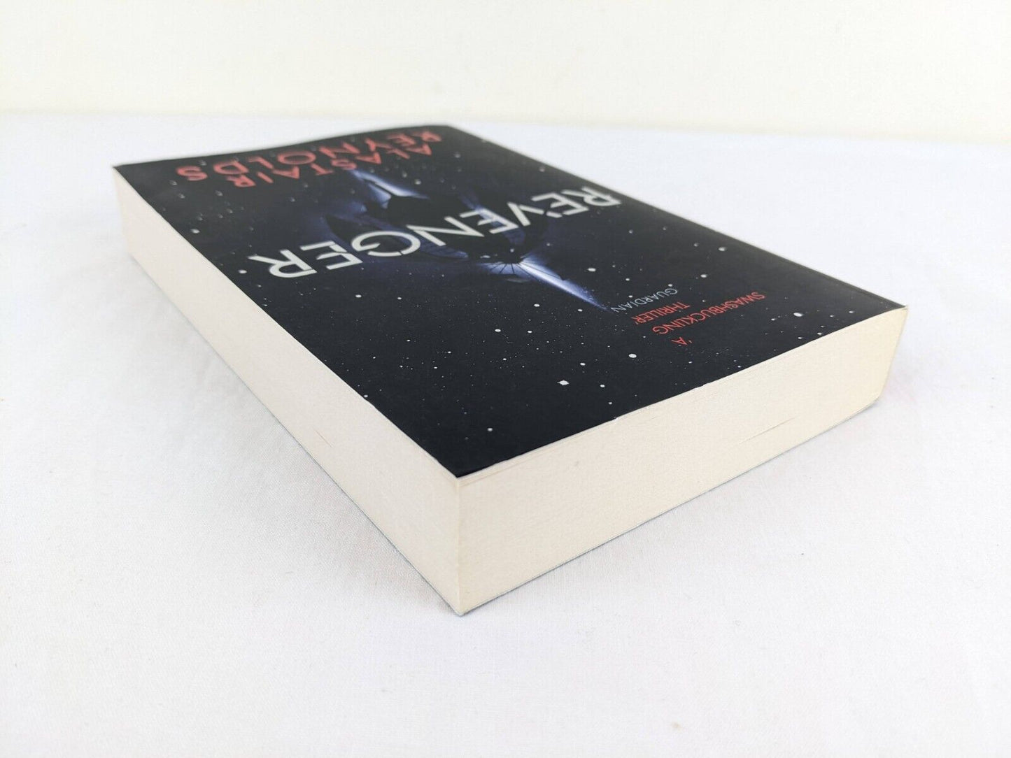 Revenger by Alastair Reynolds 2016 Revenger series