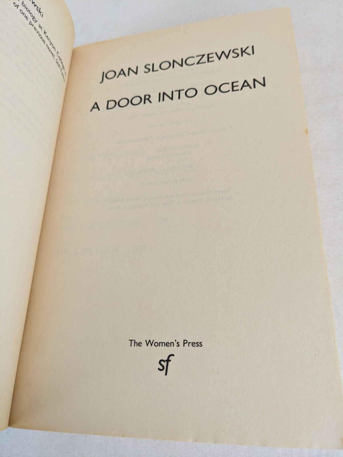 A door into ocean by Joan Slonczewski 1987 Women's press science fiction