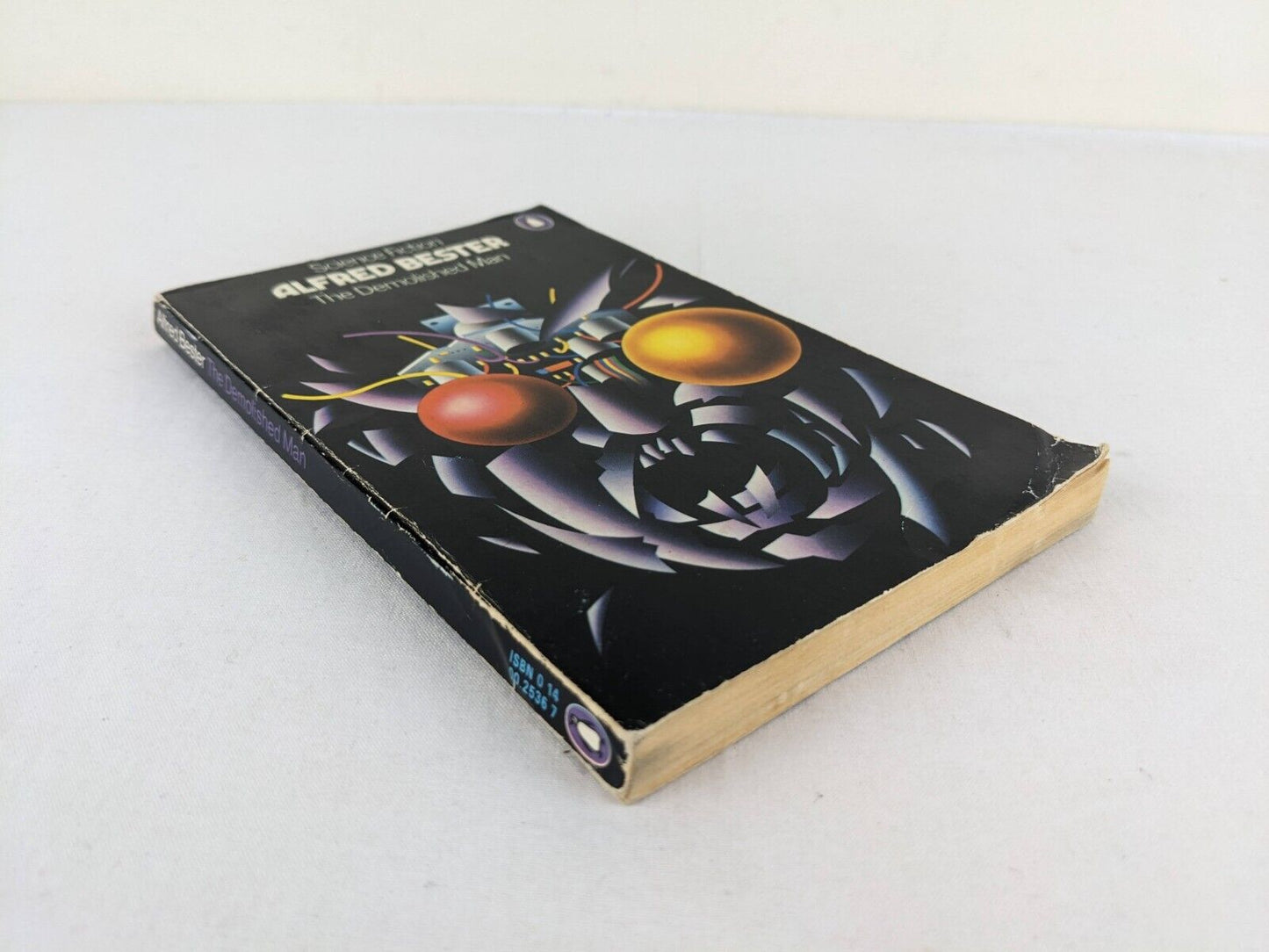 The demolished man by Alfred Bester 1974 David Pelham Penguin Science Fiction