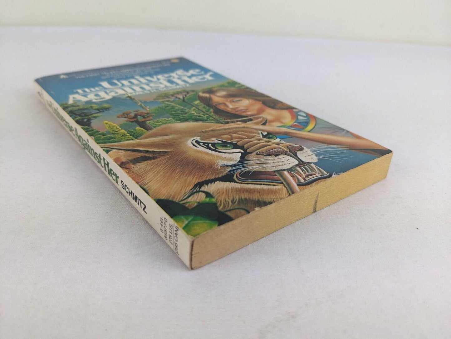 The universe against her by James H. Schmitz 1984 Telzey and Trigger