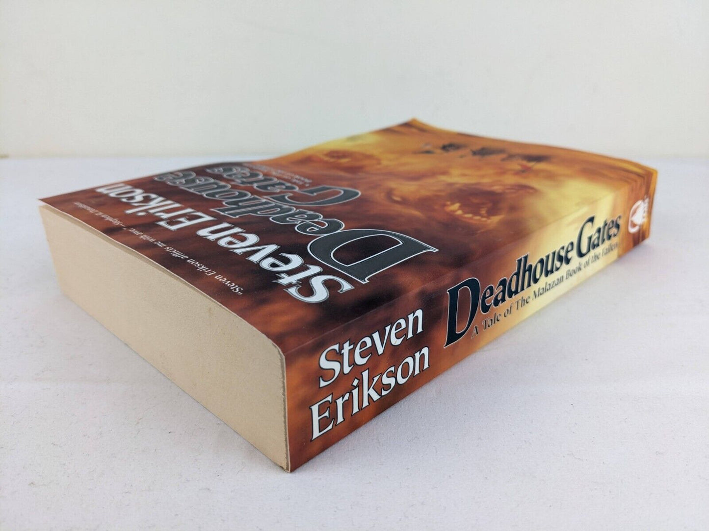 Deadhouse gates by Steven Erikson 2005 First Edition Paperback Malazan