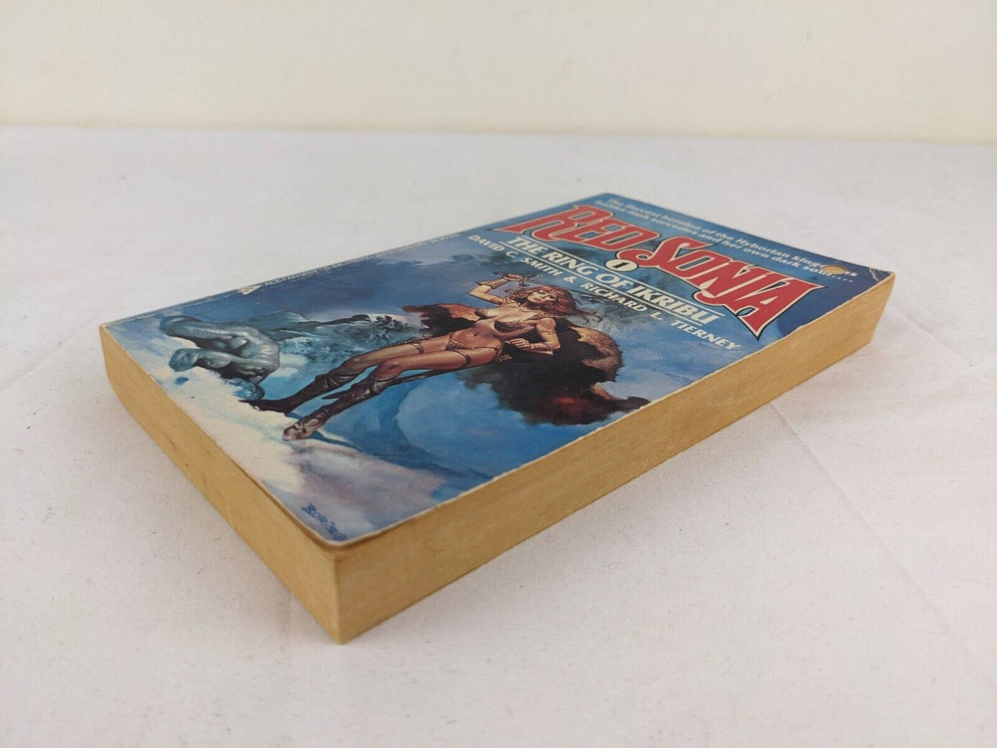 Red Sonja: The ring of Ikribu by David C. Smith & Richard K. Tierney 1985