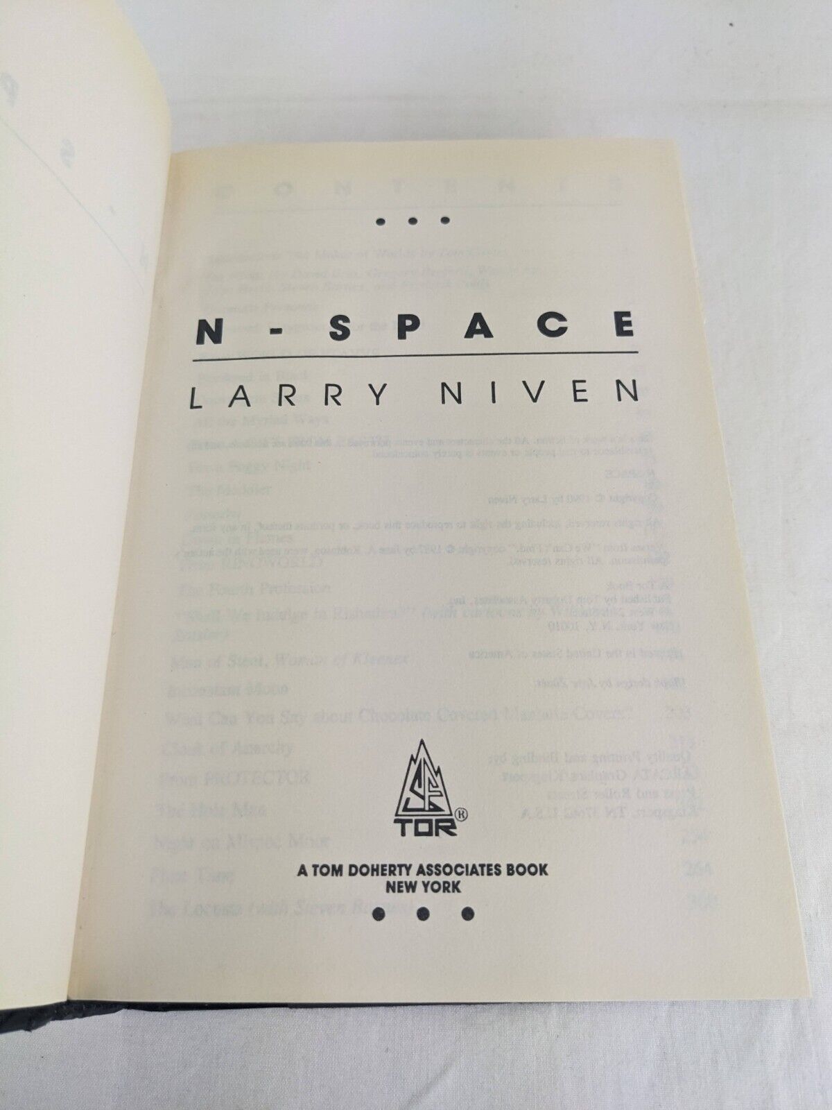 N-Space by Larry Niven 1990 Hardcover Science Fiction Short Stories