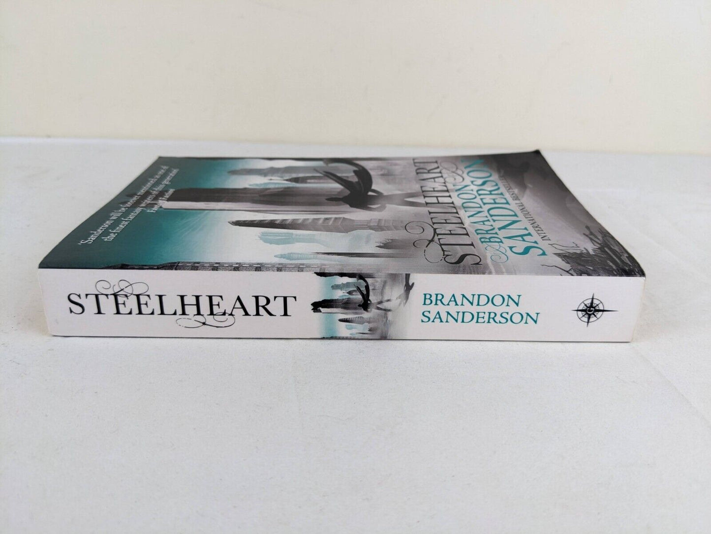 Steelheart by Brandon Sanderson 2014 The reckoners