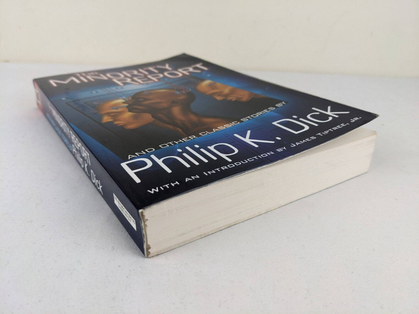 The minority report and other classic stories by Philip K. Dick 2002