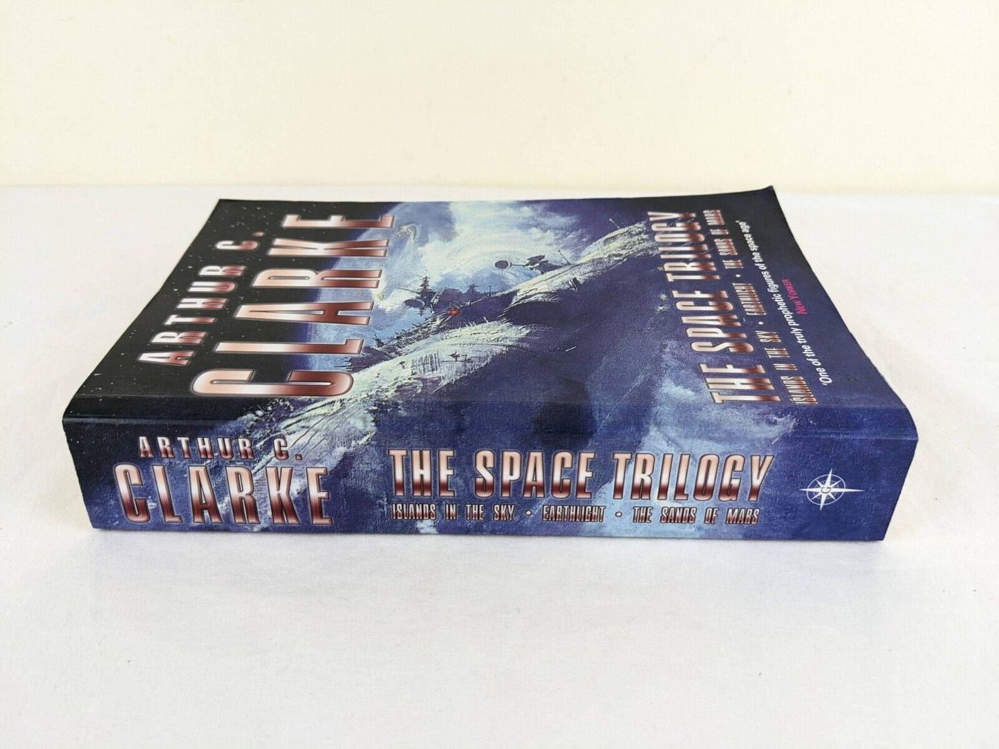 The space trilogy by Arthur Clarke 2001 Islands in sky, Earthlight, Sands Mars