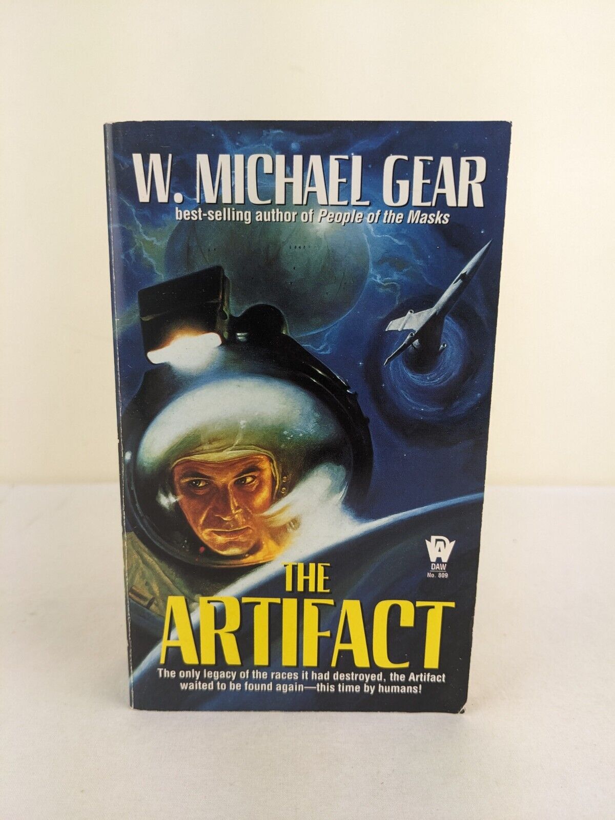 The Artifact by W. Michael Gear 1990