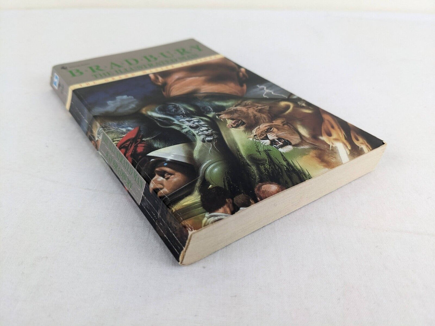 The illustrated man by Ray Bradbury - Bantam Grand master editions