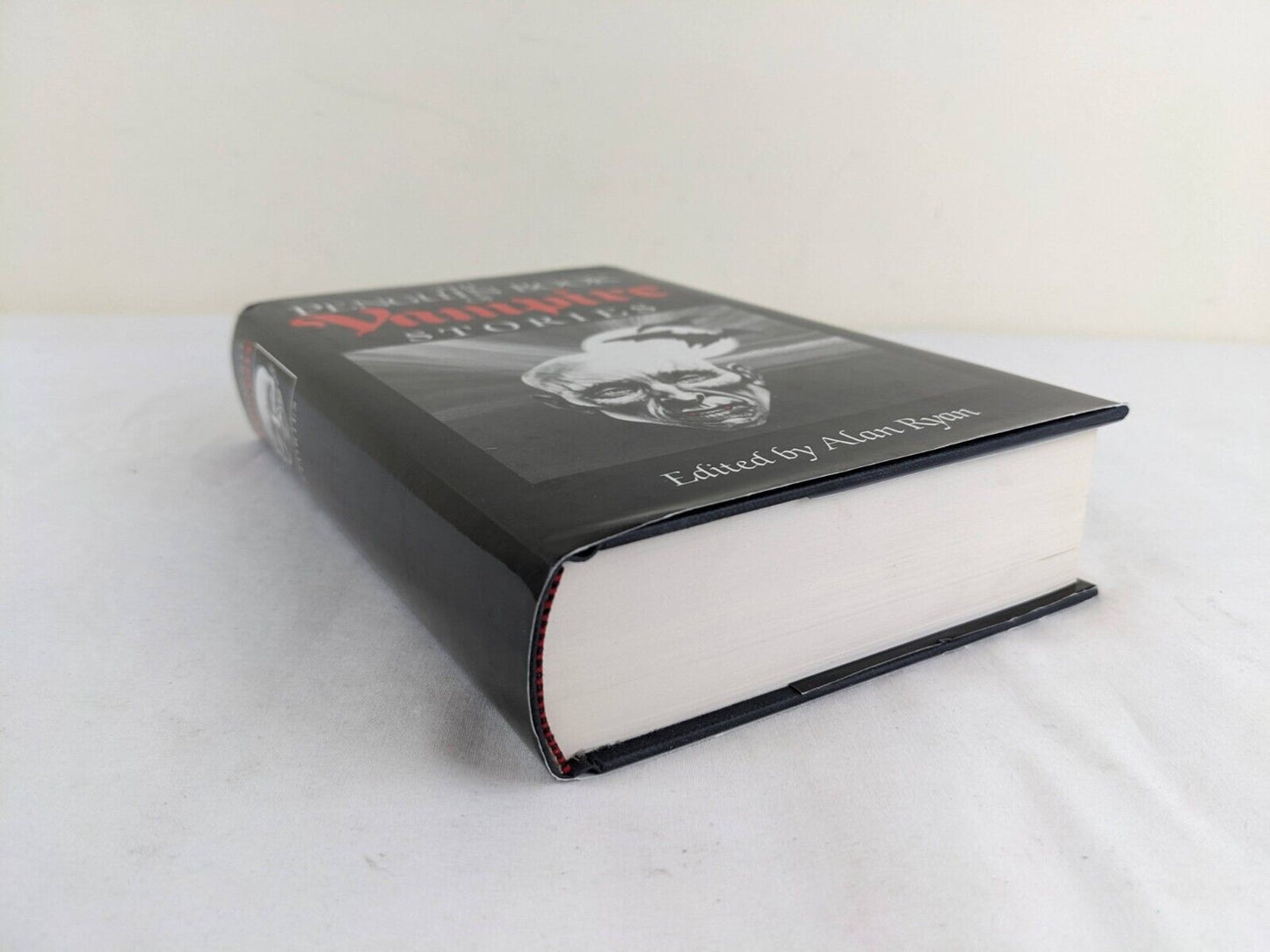 The penguin book of Vampire stories edited by Alan Ryan 1988 Hardcover