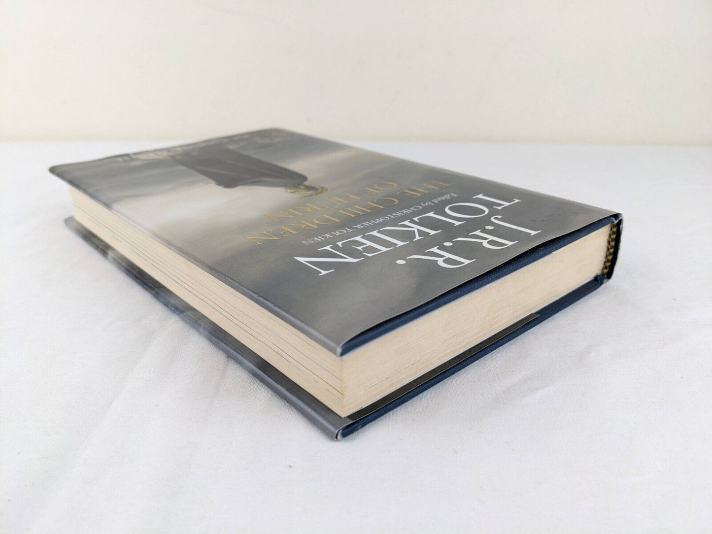 The Children of Hurin by Tolkien illustrated Alan lee Hardcover 2007