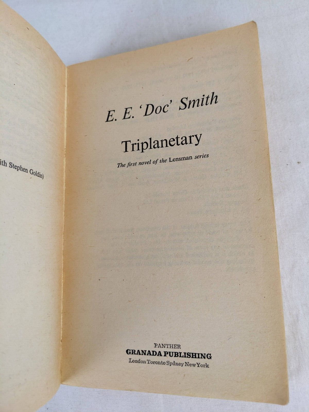 Lensman x6 books by E. E. Doc Smith - Triplanetary, first lensman, galactic etc.