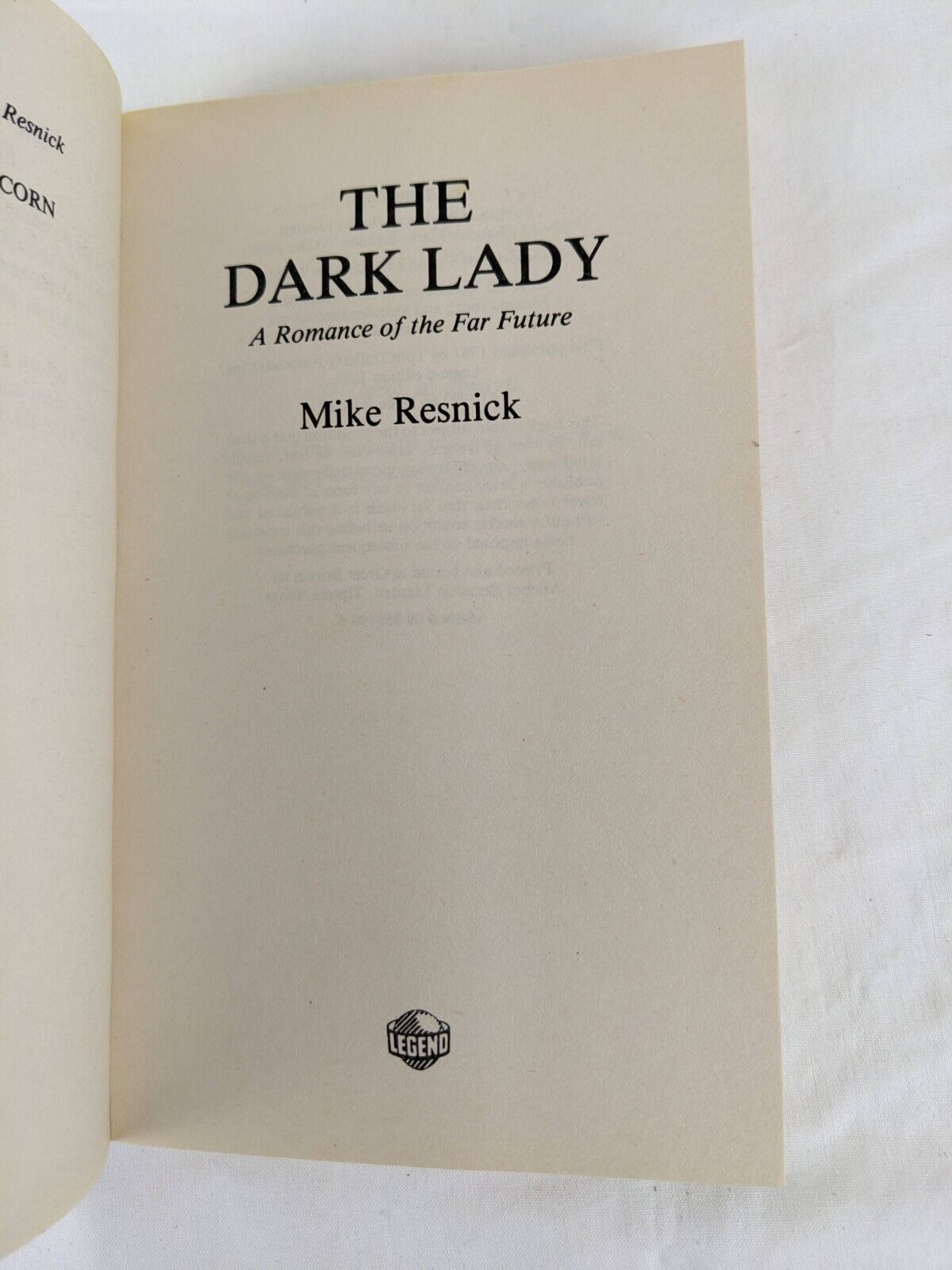 Mike Resnick x 3 - Eros at Nadir, Stalking the unicorn & the dark lady 1986