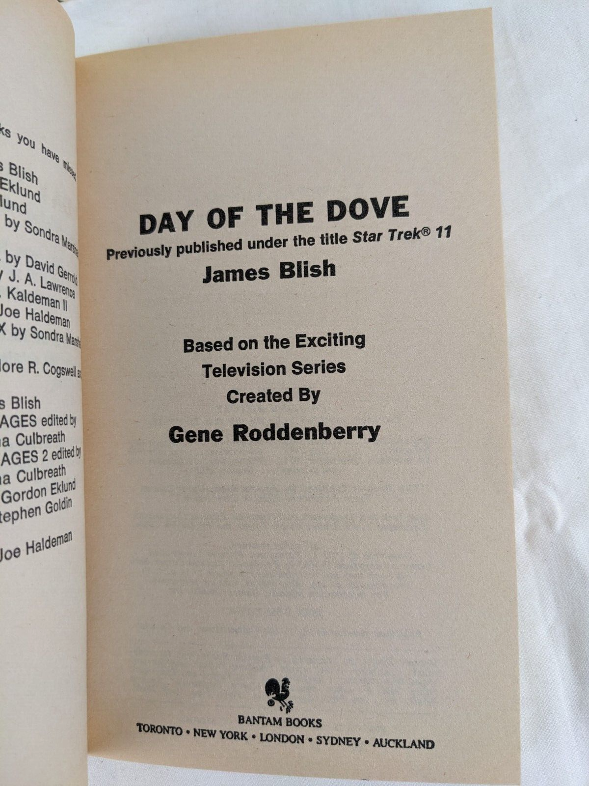 Star Trek by James Blish - Spock must die! & Day of the dove 1985