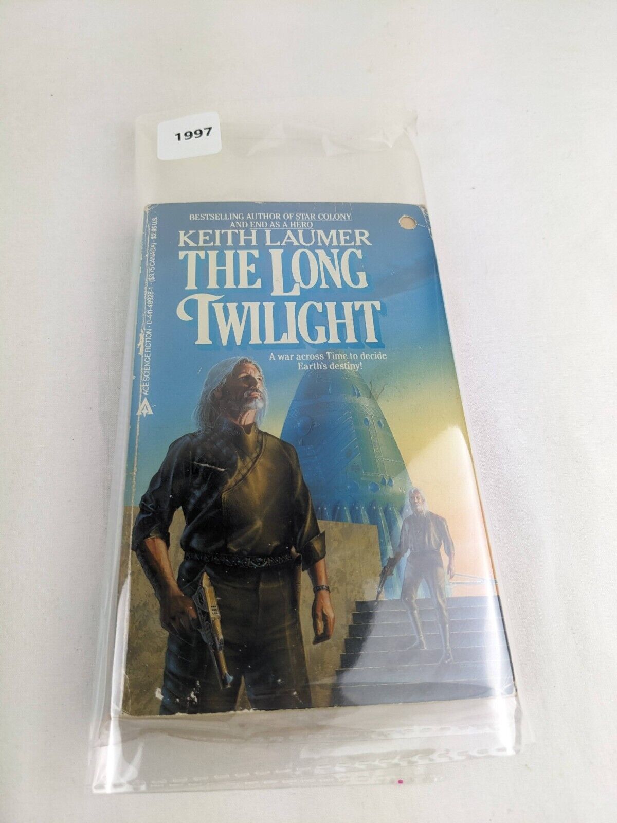 The long twilight by Keith Laumer 1986