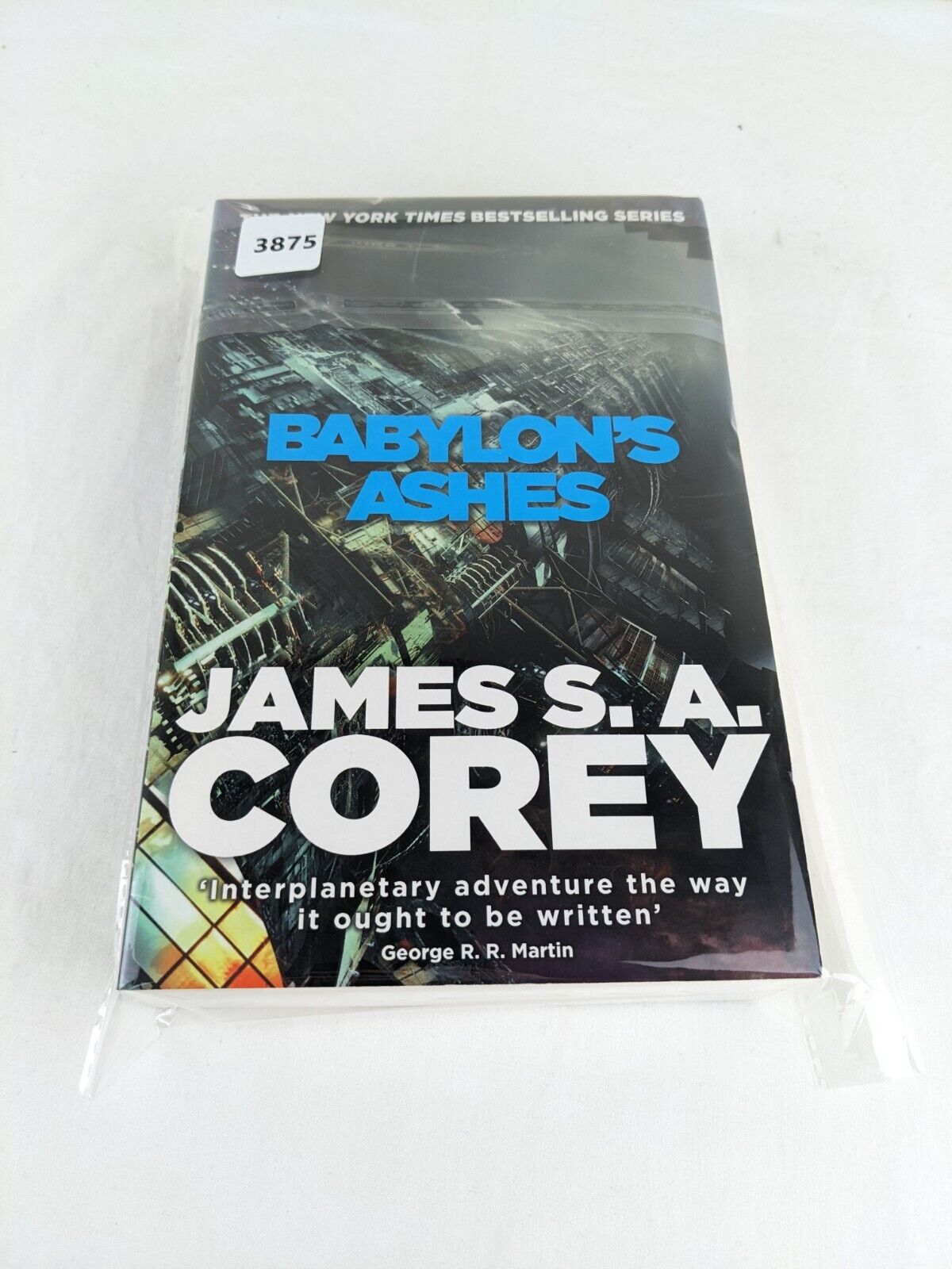 Babylon's ashes by James S. A. Corey 2016 The Expanse Large Paperback