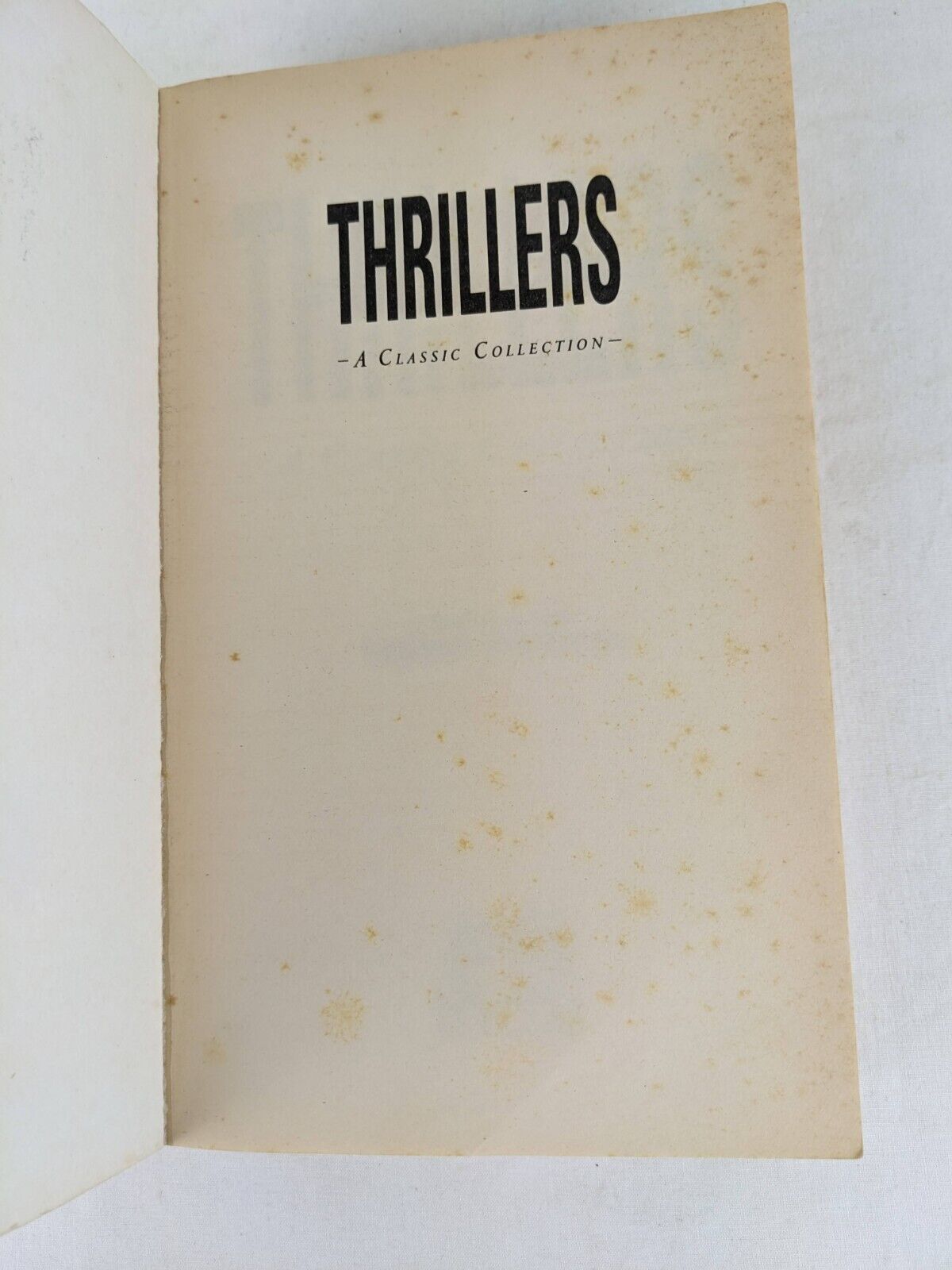 Thrillers: A classic collection 1996 - Robert Scheckley, Allan Poe, Stoker