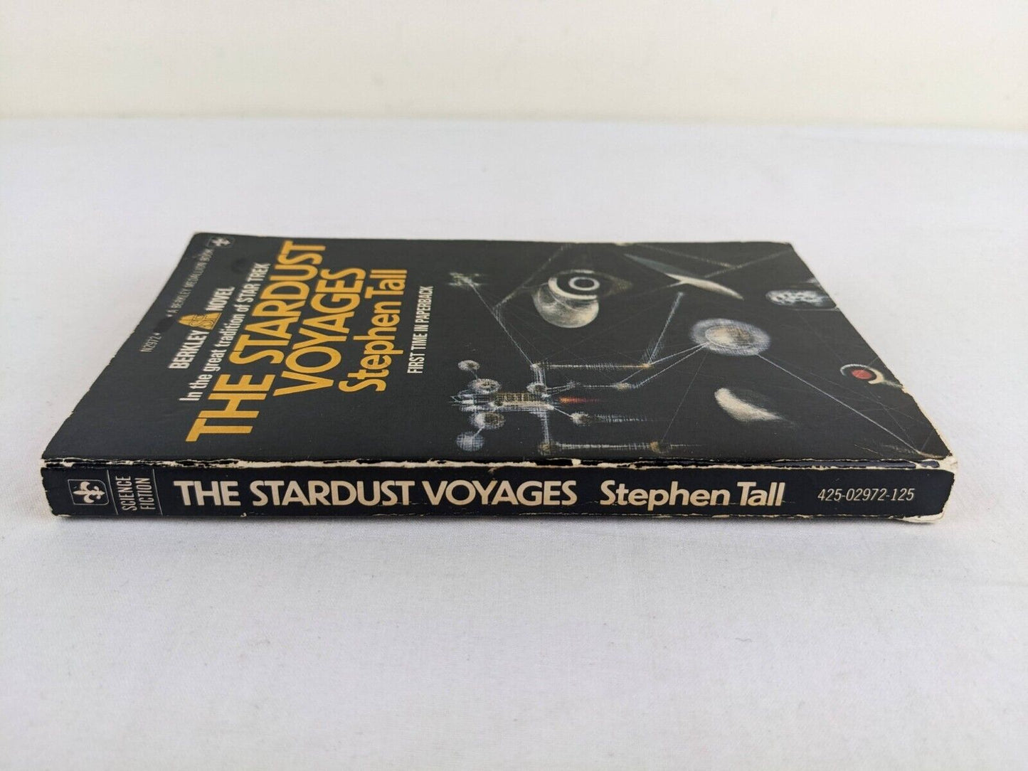 The stardust voyages by Stephen Tall 1975