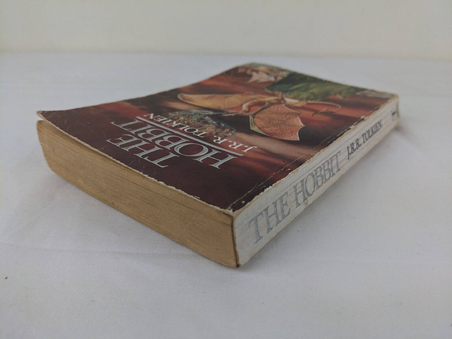 The Hobbit by Tolkien 1988 Unwin paperback