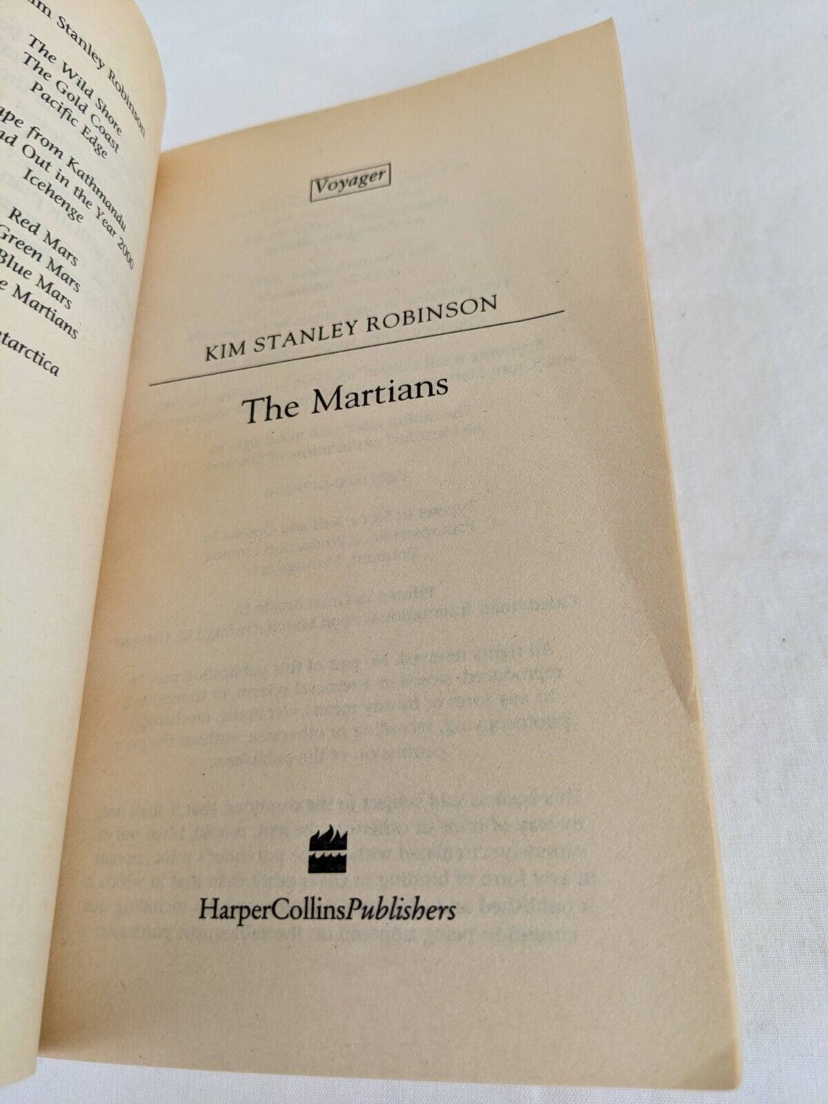 The martians by Kim Stanley Robinson 2000