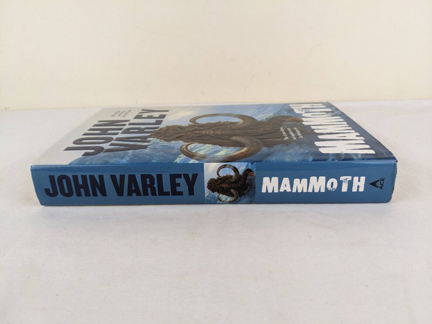 Mammoth by John Varley 2005 Hardcover First Edition