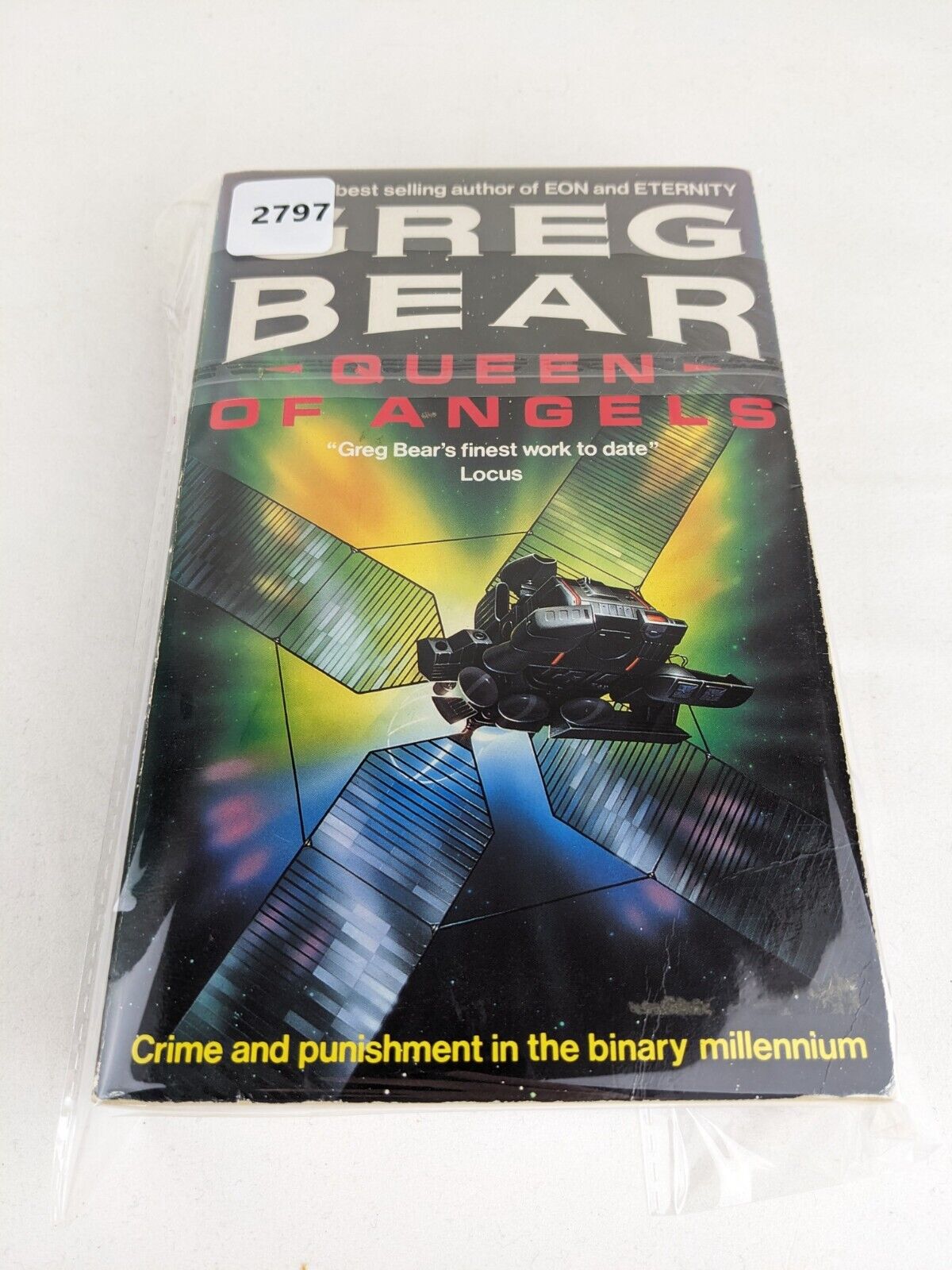 Queen of angels & Heads (Illustrated) by Greg Bear 1991 Queen of Angels