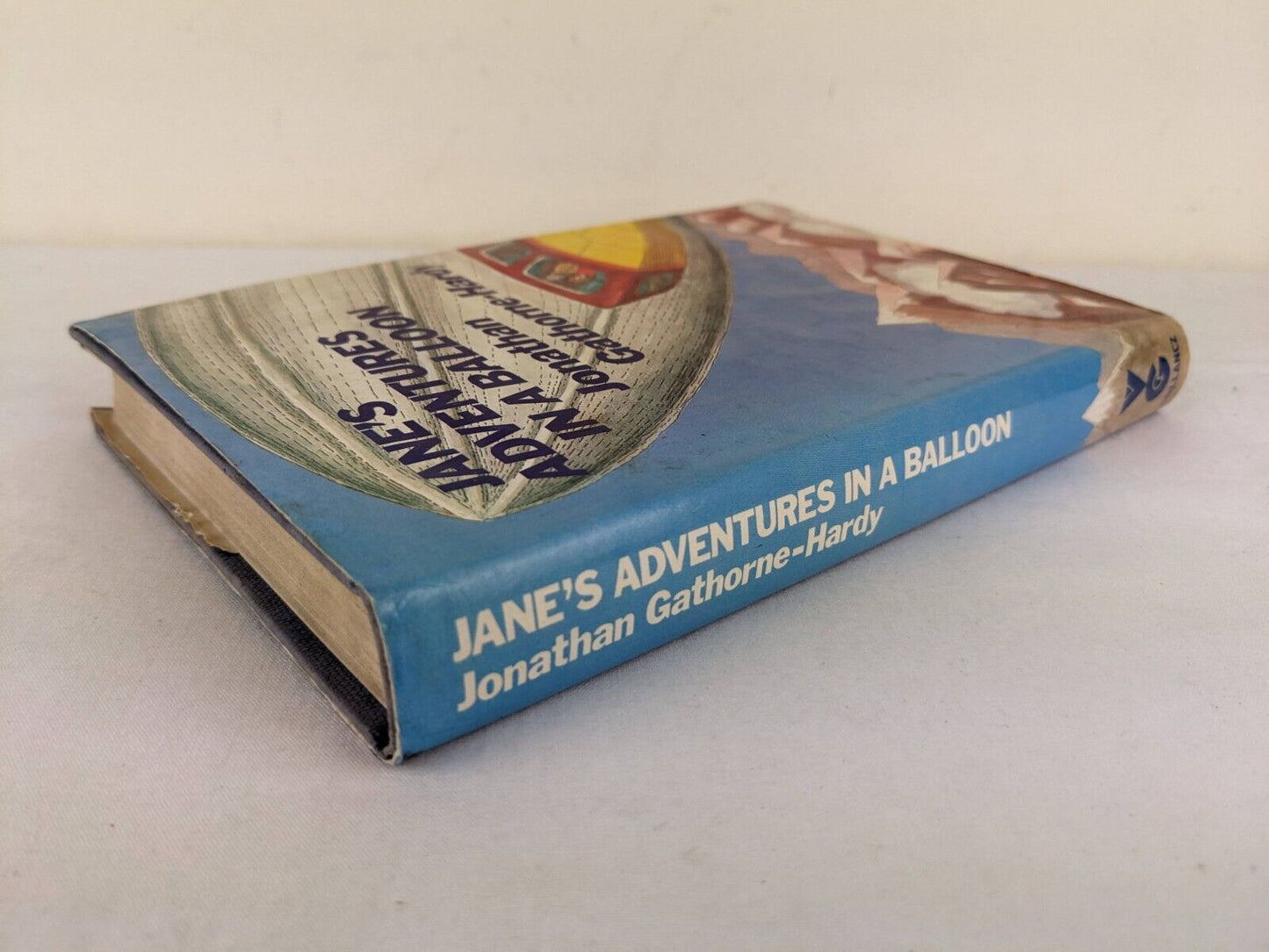 Jane's adventures in a balloon by Jonathan Gathorne-Hardy hardcover 1975