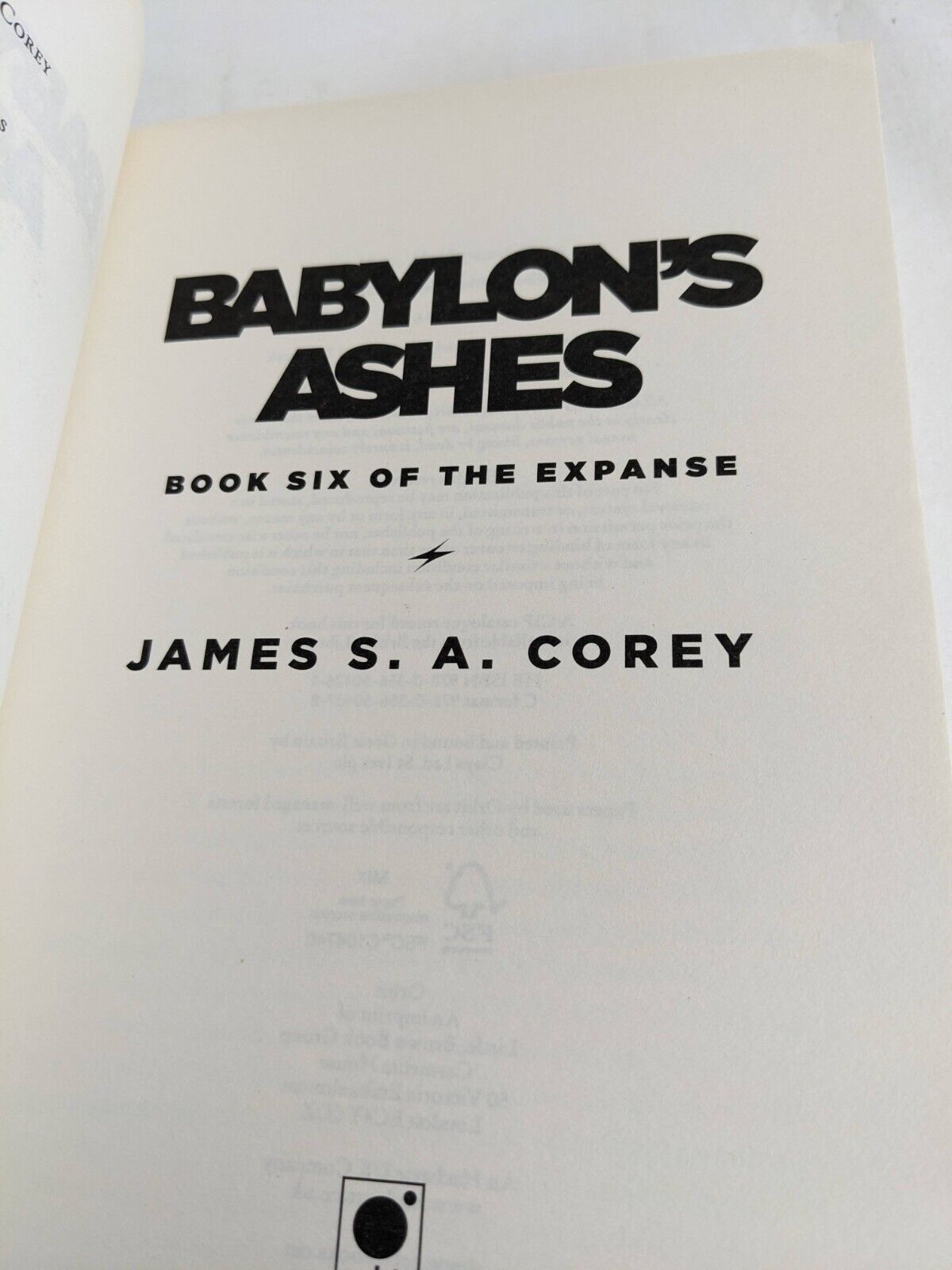 Babylon's ashes by James S. A. Corey 2016 The Expanse Large Paperback