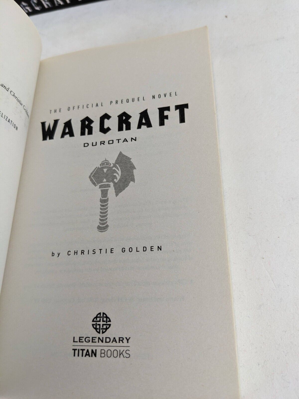 Warcraft official movie novelization & prequel Durotan by Christie Golden 2016