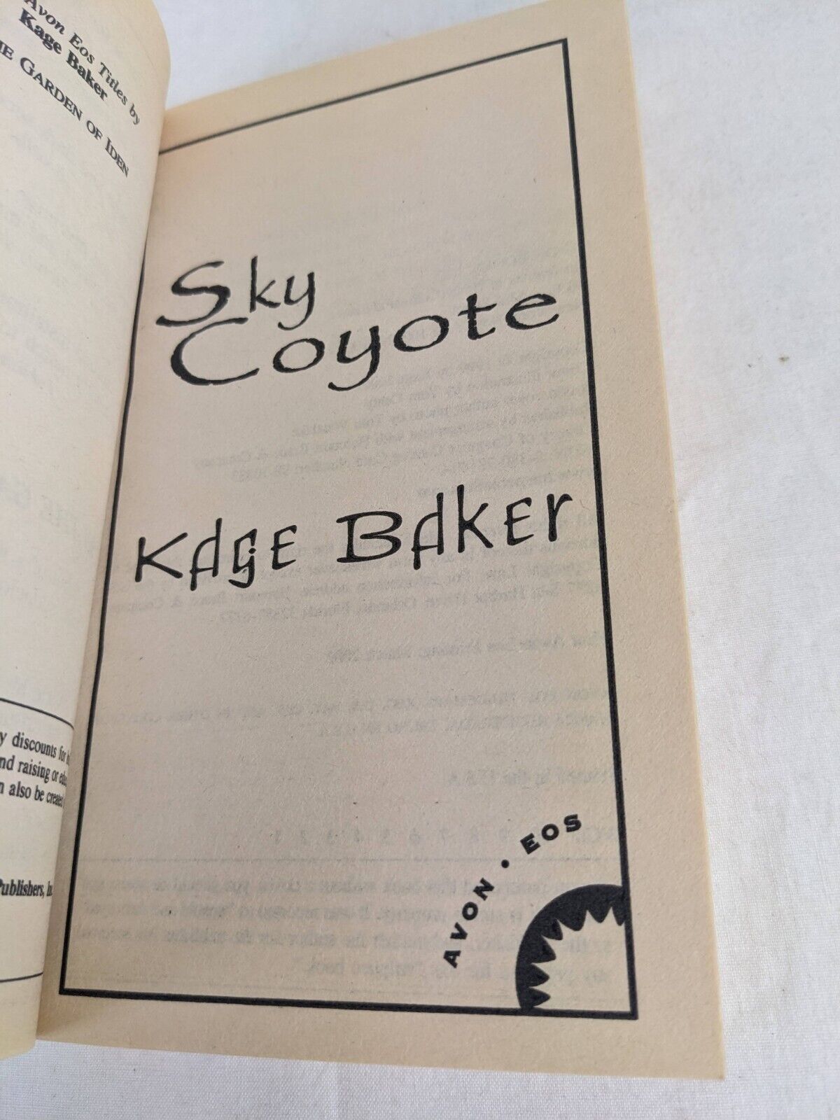 The company x3 by Kage Baker - Garden of Iden, Coyote, Mendoza 1998