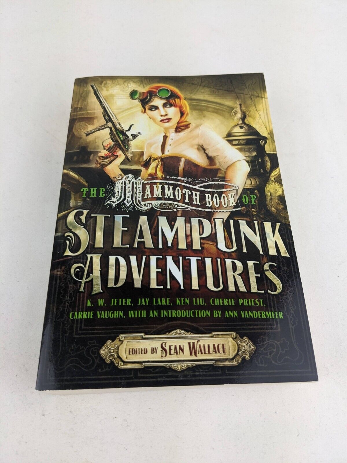 The mammoth book of Steampunk adventures by Sean Wallace 2014