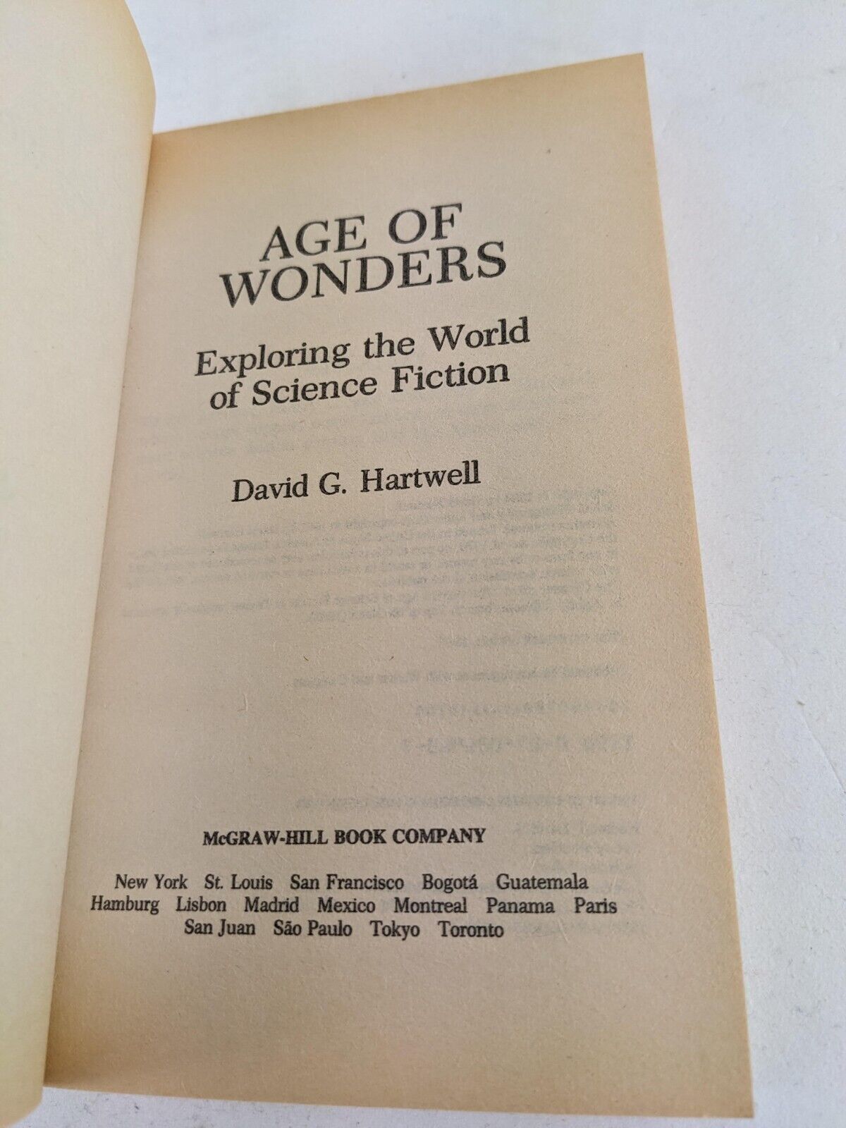 Age of wonders by David Hartwell 1985