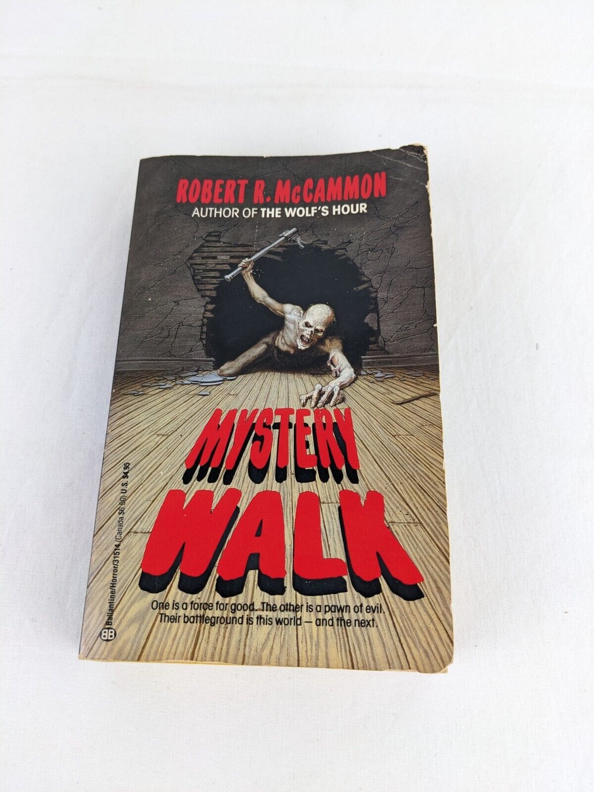 Mystery walk by Robert R. McCammon 1989
