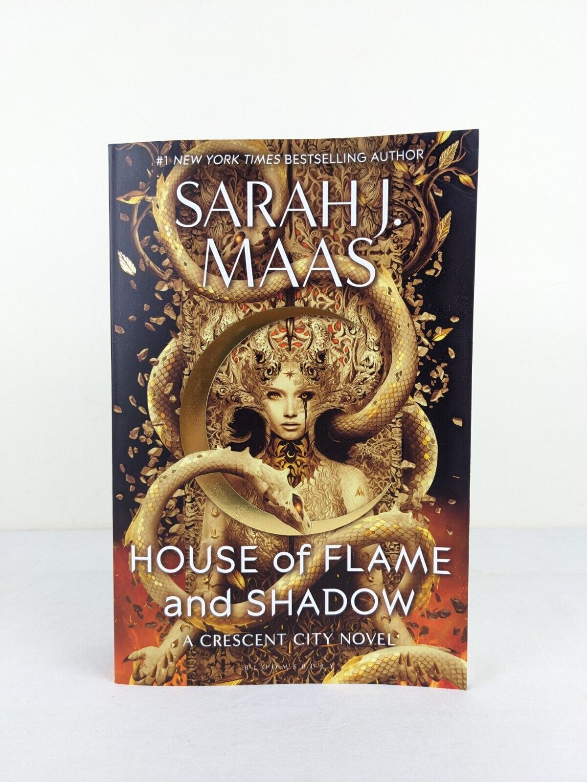 House of flame and shadow by Sarah J. Maas 2024 Crescent City