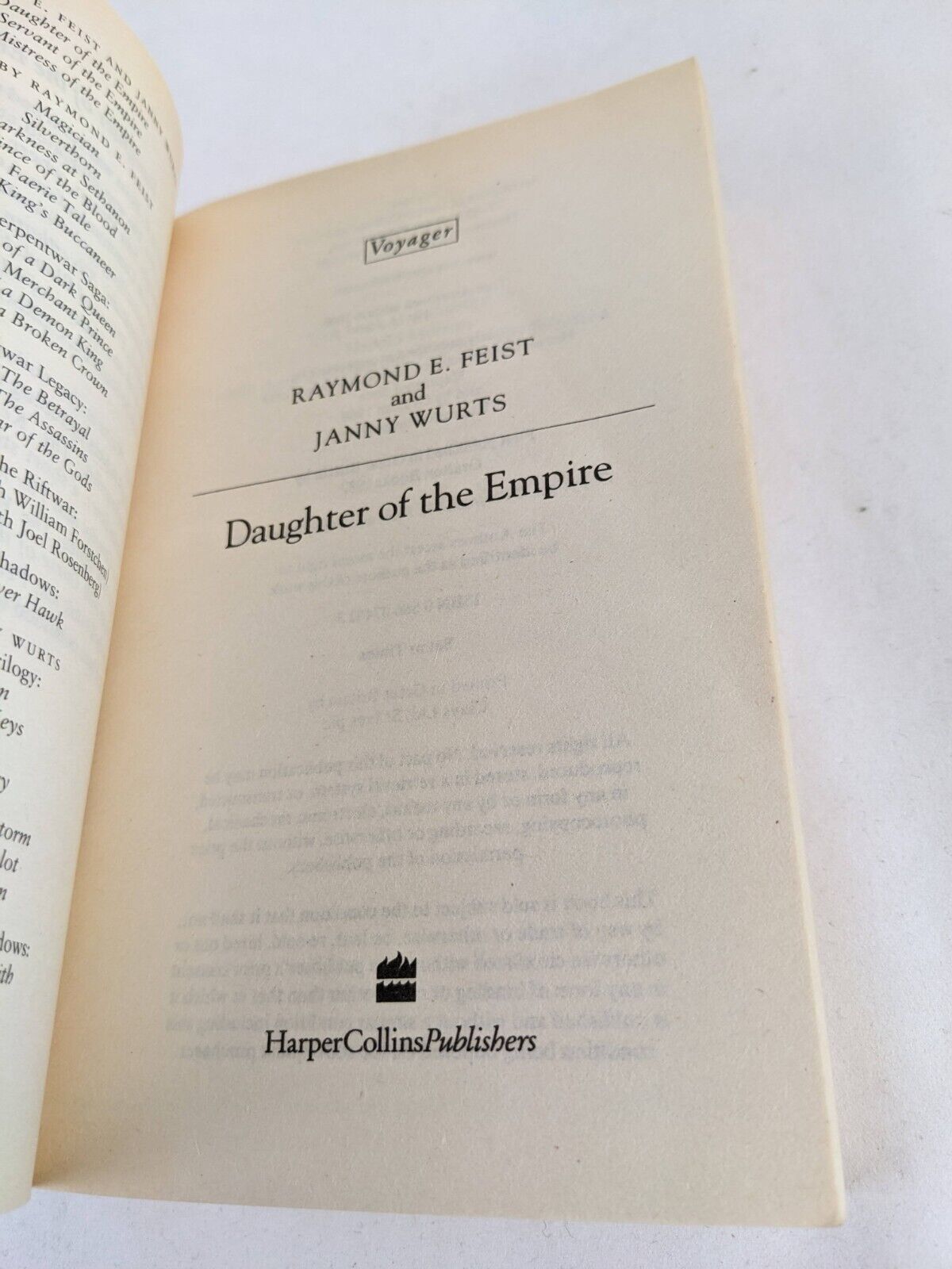 Daughter of the empire by Raymond Feist & Janny Wurts 1996