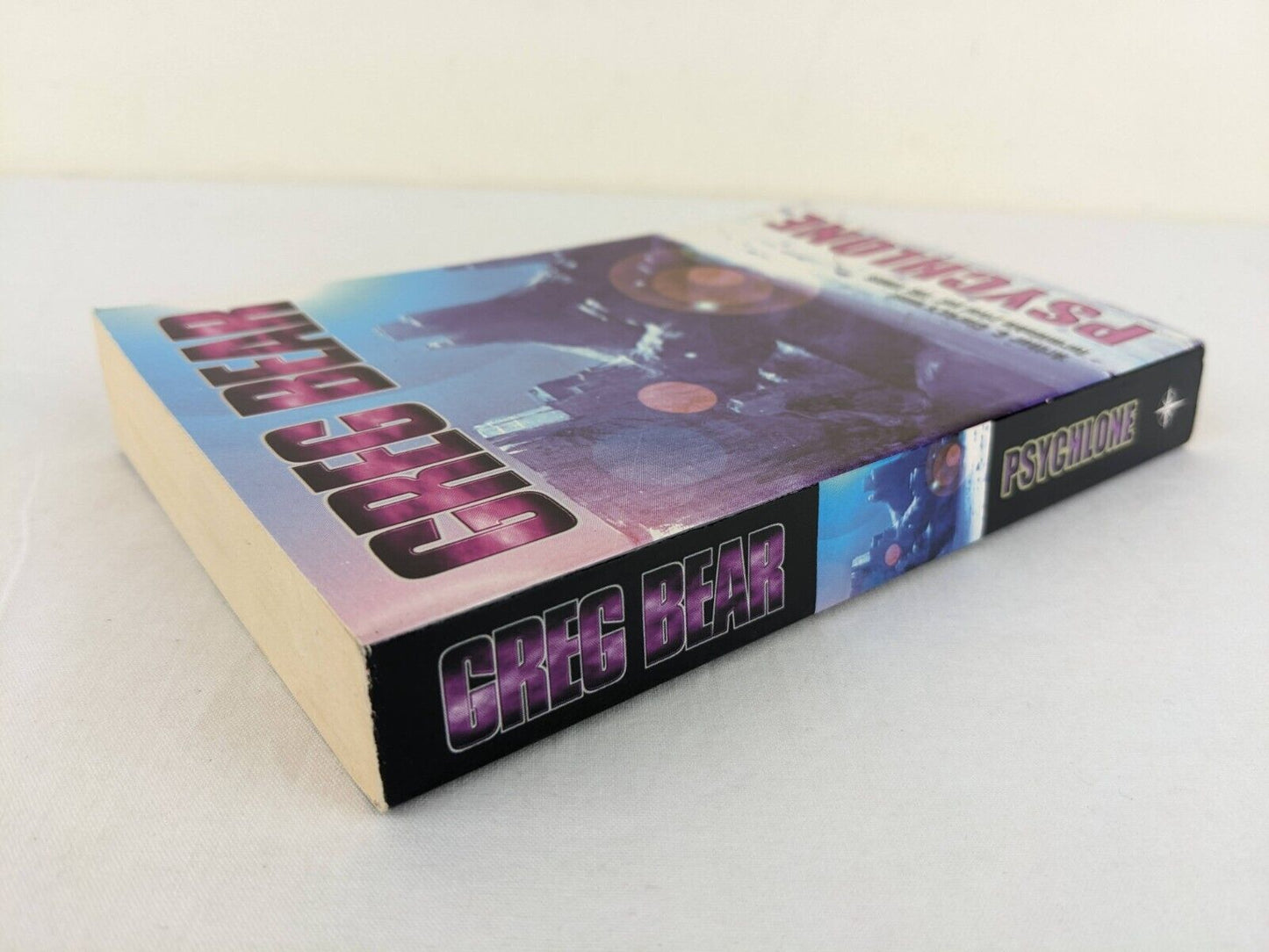 Psychlone by Greg Bear 1989