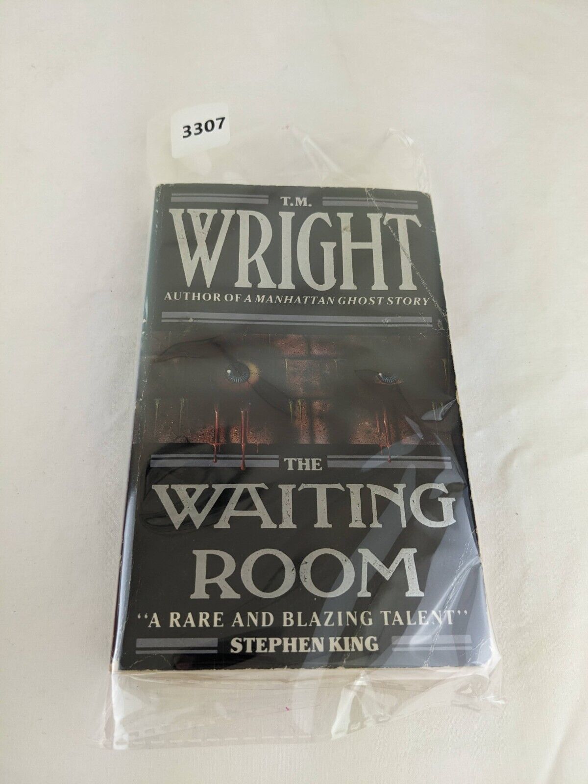 The waiting room by T.M. Wright 1990 Gollancz Horror