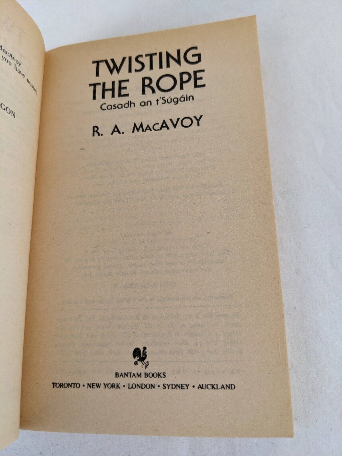 twisting the rope by R. A. MacAvoy 1986 Black Dragon series