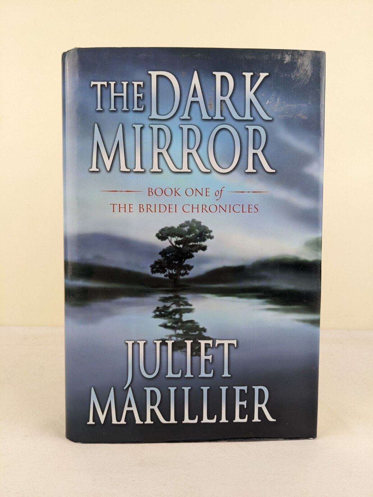 The dark mirror by Juliet Marillier 2004 Hardcover Bridei Chronicles RARE HC
