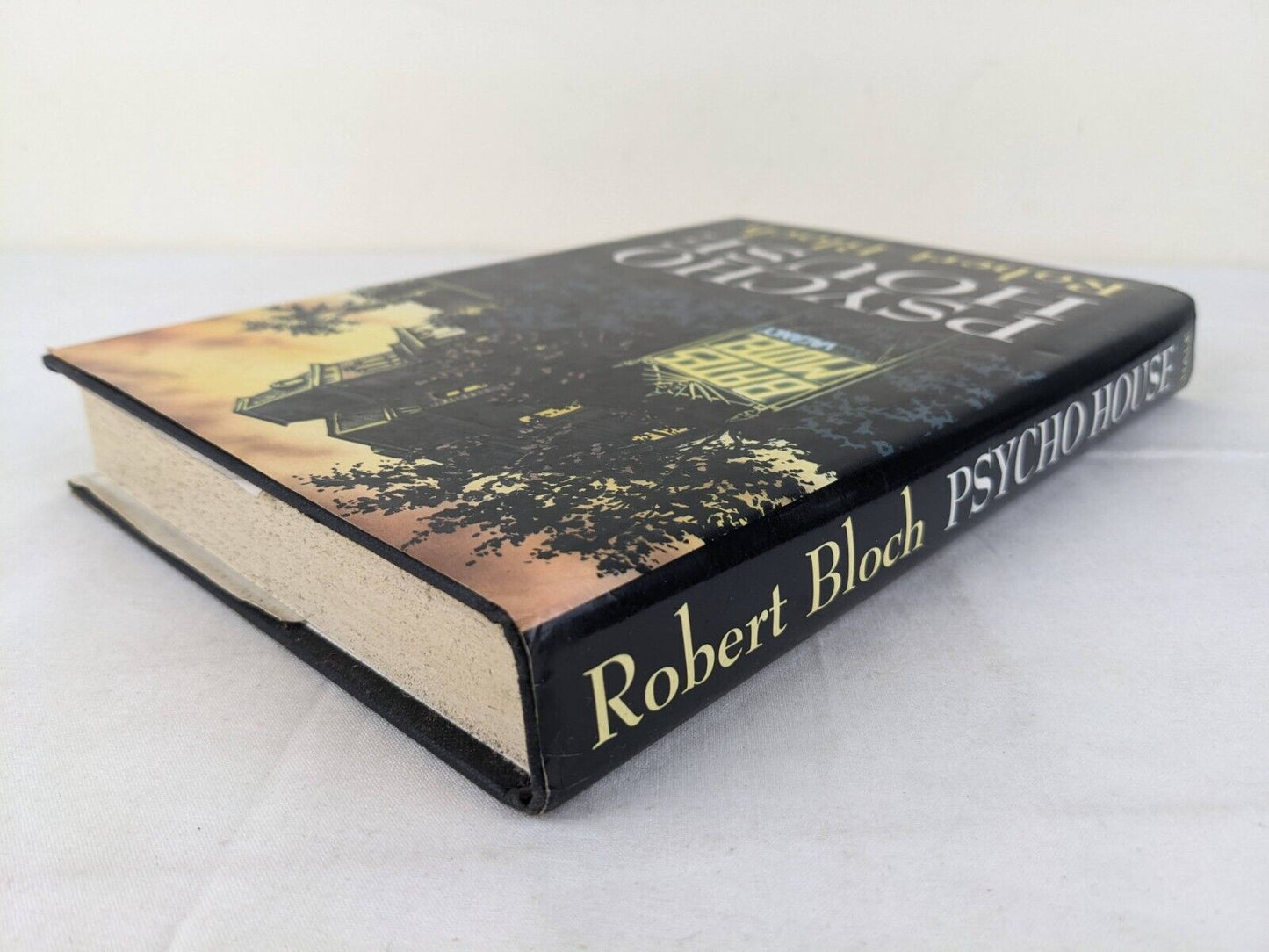 Psycho house by Robert Bloch 1995 hardcover Psycho book series