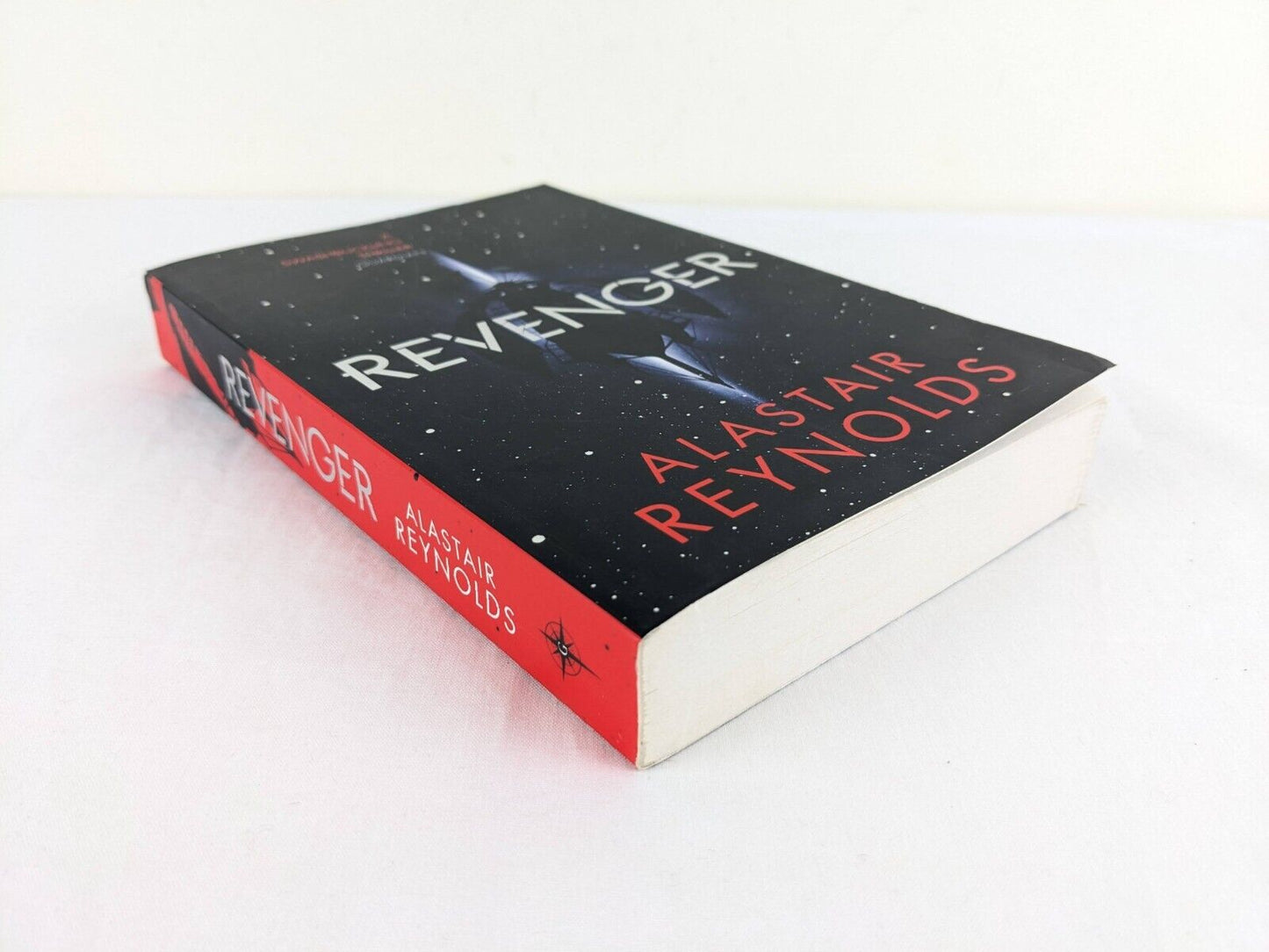 Revenger by Alastair Reynolds 2016 Revenger series