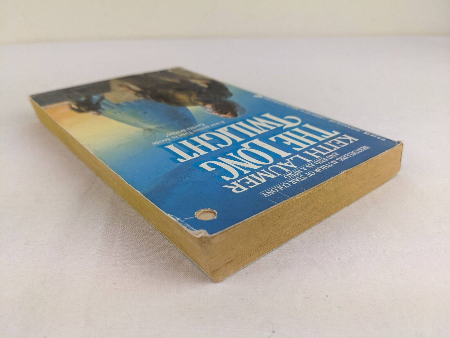 The long twilight by Keith Laumer 1986