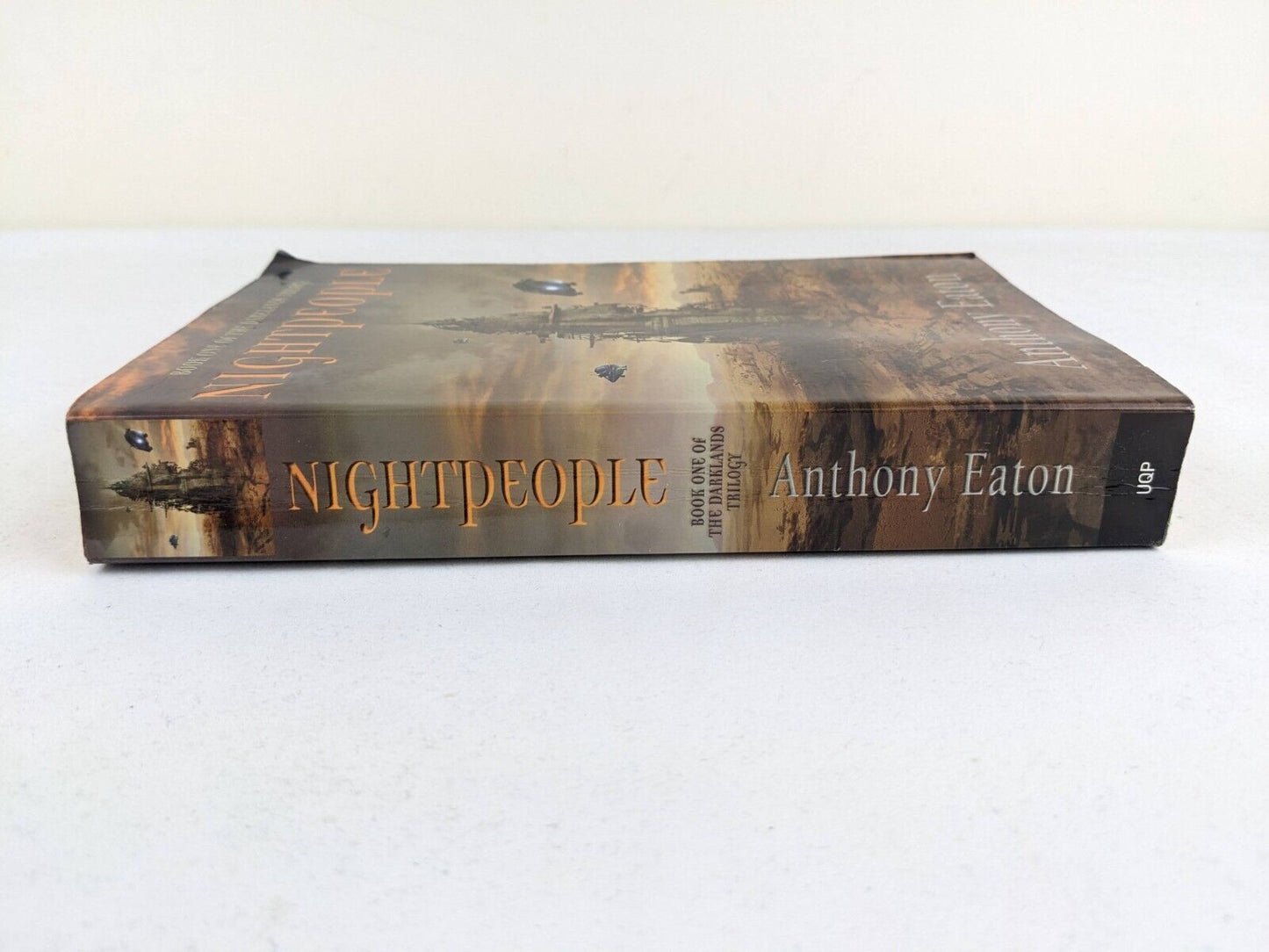 nightpeople by Anthony Eaton 2005 Darklands